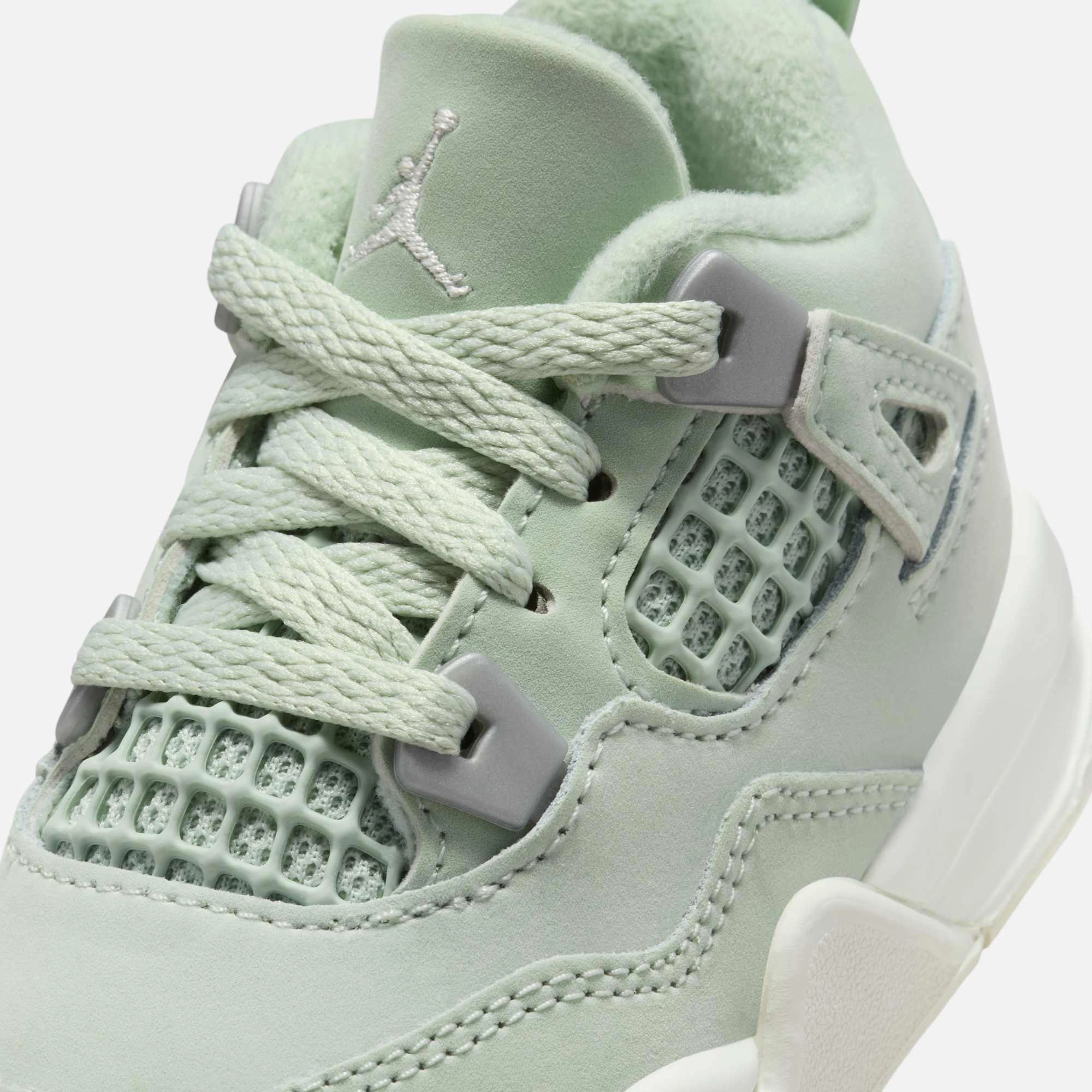 (TD) Air Jordan 4 Retro 'Seafoam / Abundance' (2025) HV4384-003 Air Jordan 4 Visible Air Unit Sneakers