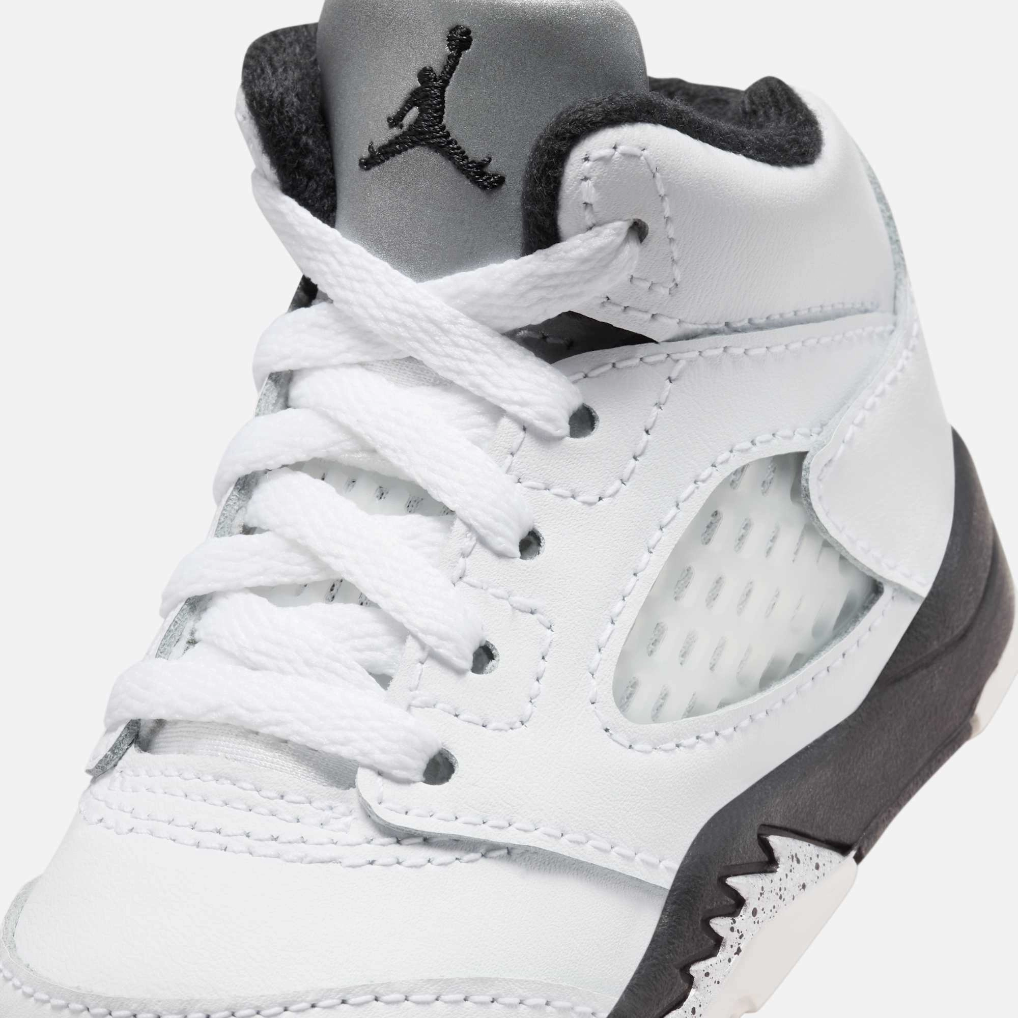(TD) Air Jordan 5 Retro 'Reverse Metallic / Oreo 2.0' (2024) 440890-110 Air Jordan 5 Mesh Panel Basketball Shoes