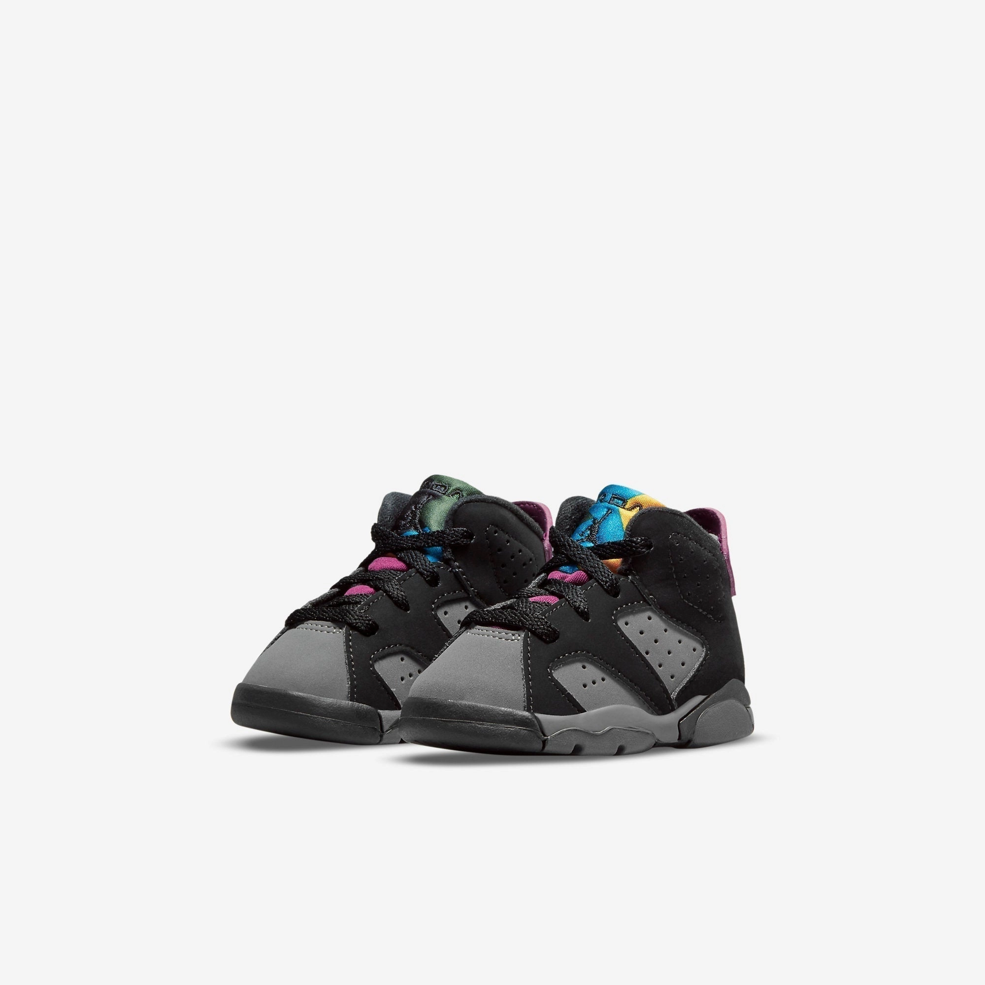 (TD) Air Jordan 6 Retro 'Bordeaux' (2021) 384667-063 Air Jordan 6 Classic High-Top Sneakers