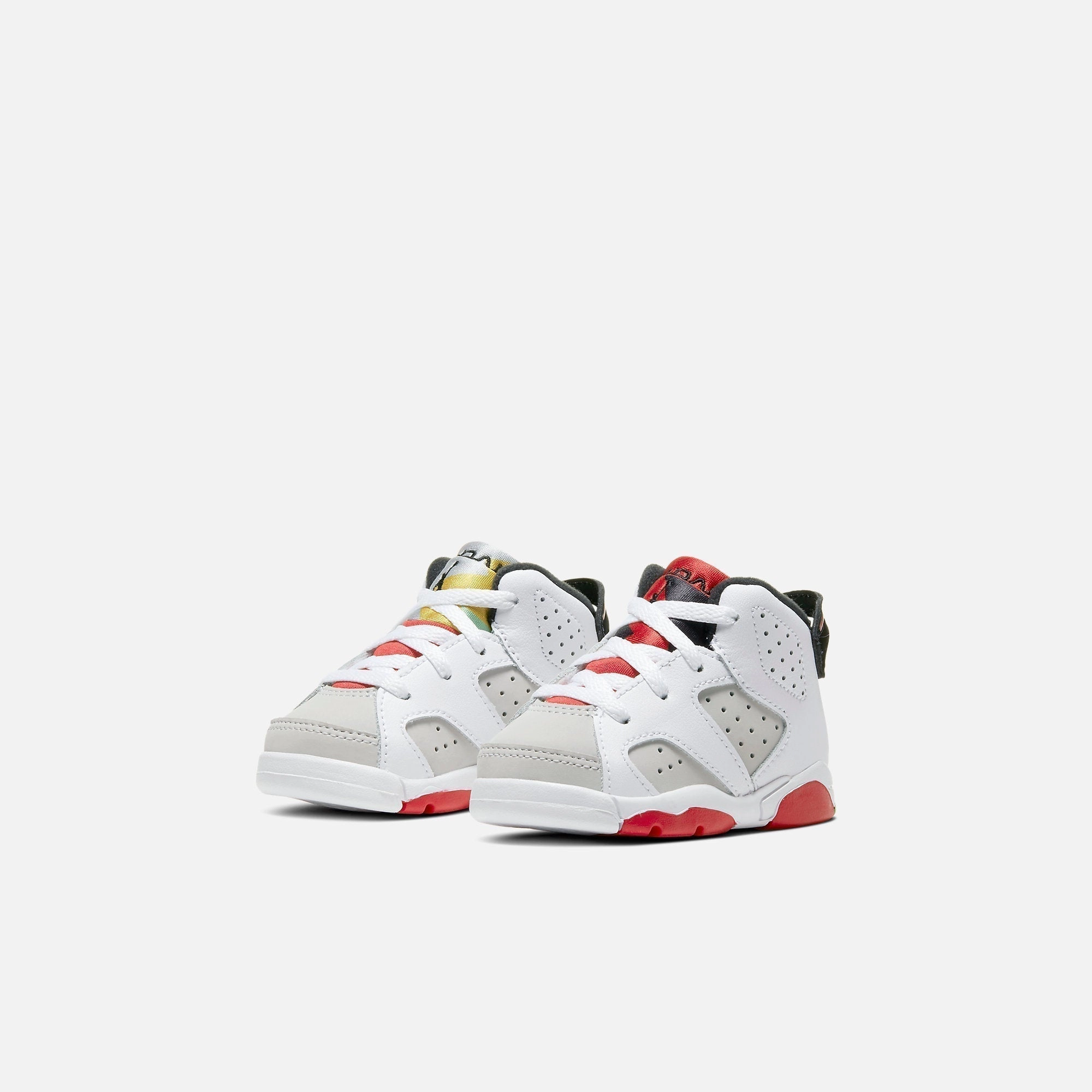 (TD) Air Jordan 6 Retro 'Hare' (2020) 384667-062 Air Jordan 6 Classic High-Top Sneakers