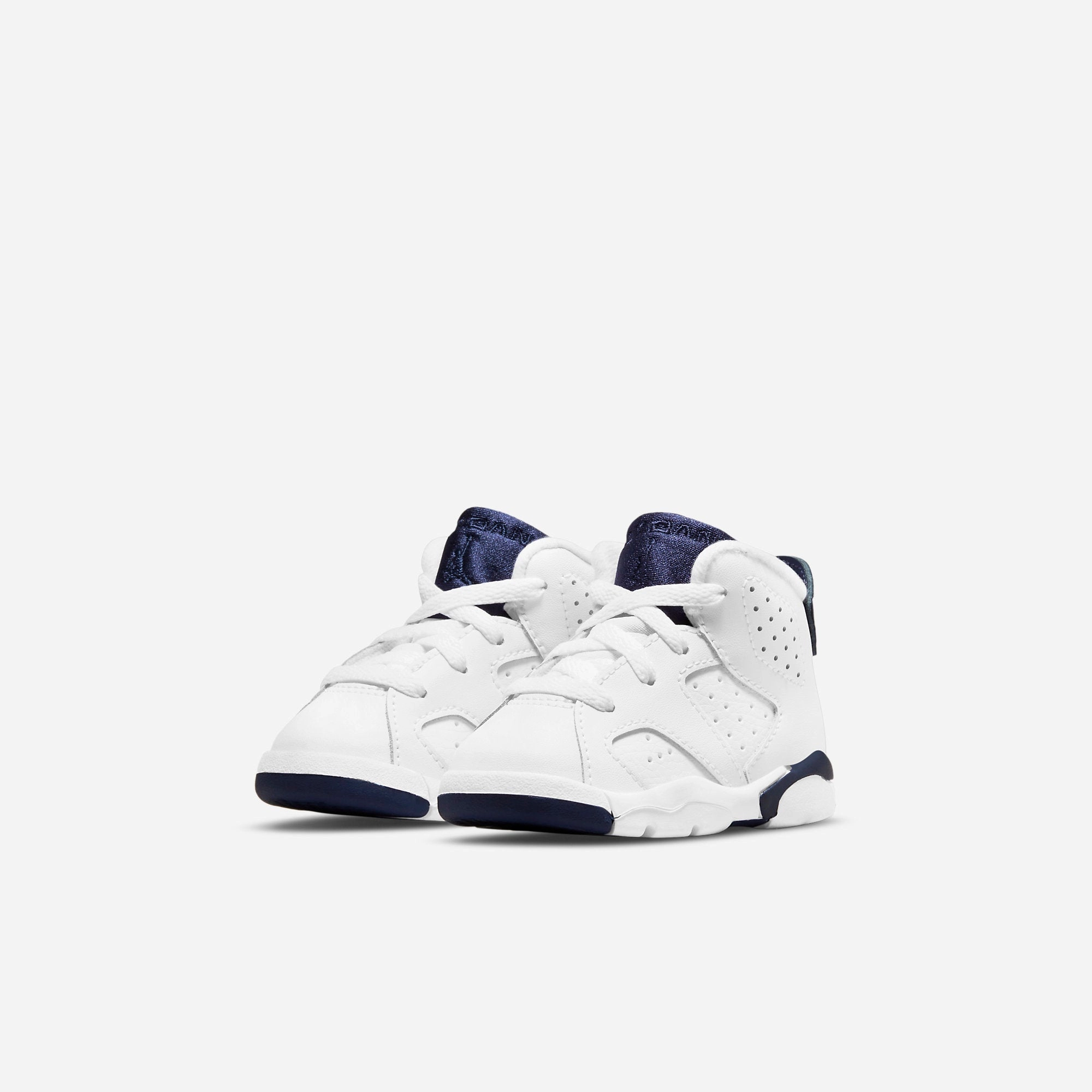 (TD) Air Jordan 6 Retro 'Midnight Navy' (2022) 384667-141 Air Jordan 6 Classic High-Top Sneakers