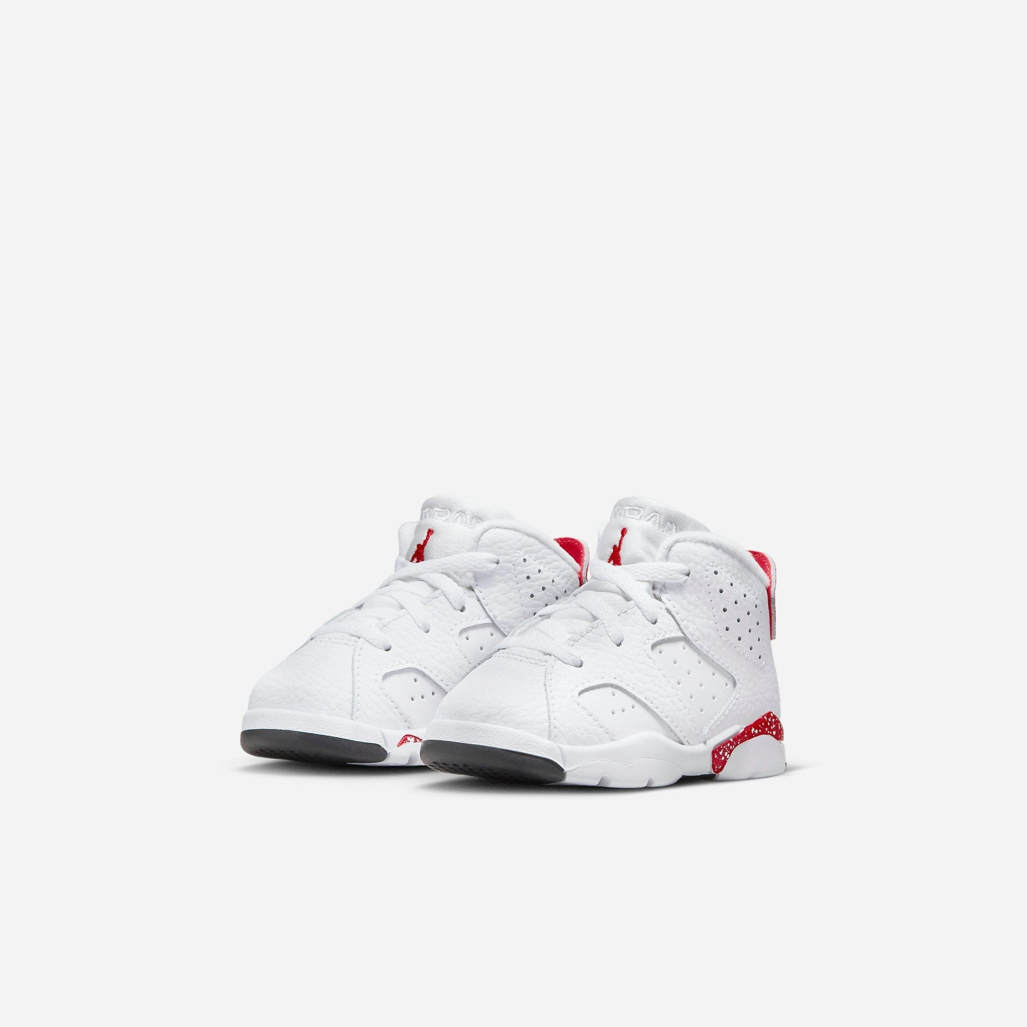 (TD) Air Jordan 6 Retro 'Red Oreo' (2022) DV3606-162 Air Jordan 6 Classic High-Top Sneakers