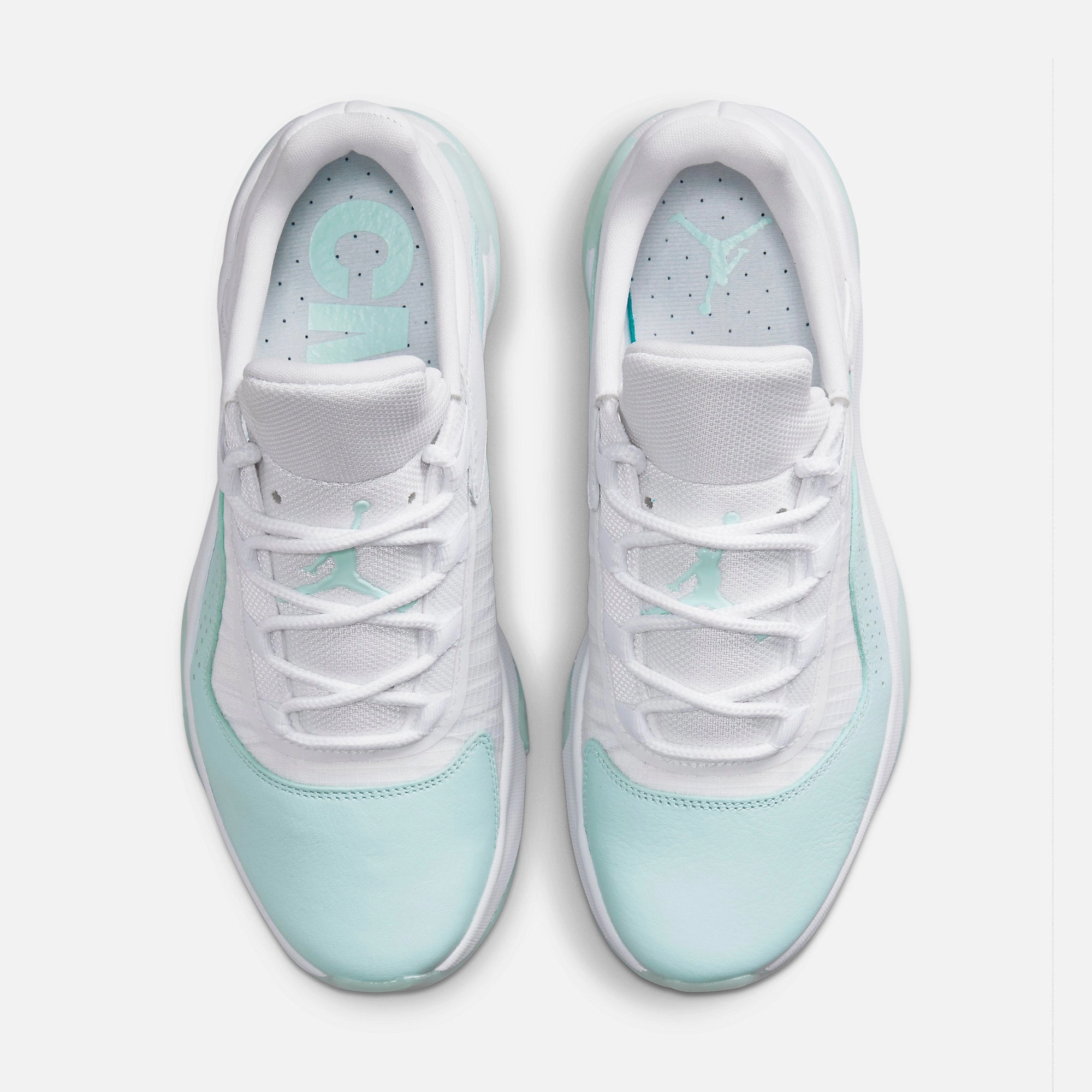 (Women's) Air Jordan 11 CMFT Low 'Igloo' (2022) DV2629-100 Air Jordan 11 Patent Basketball Shoes