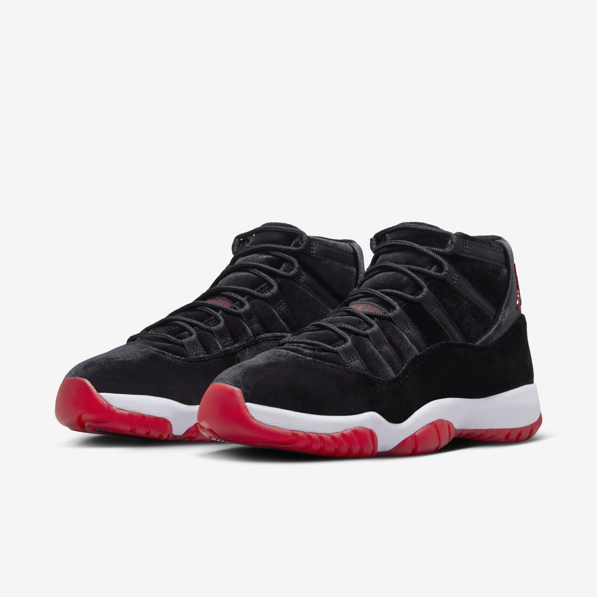 (Women's) Air Jordan 11 Retro 'Bred Velvet' (2024) DB5457-061 Air Jordan 11 Patent Basketball Shoes