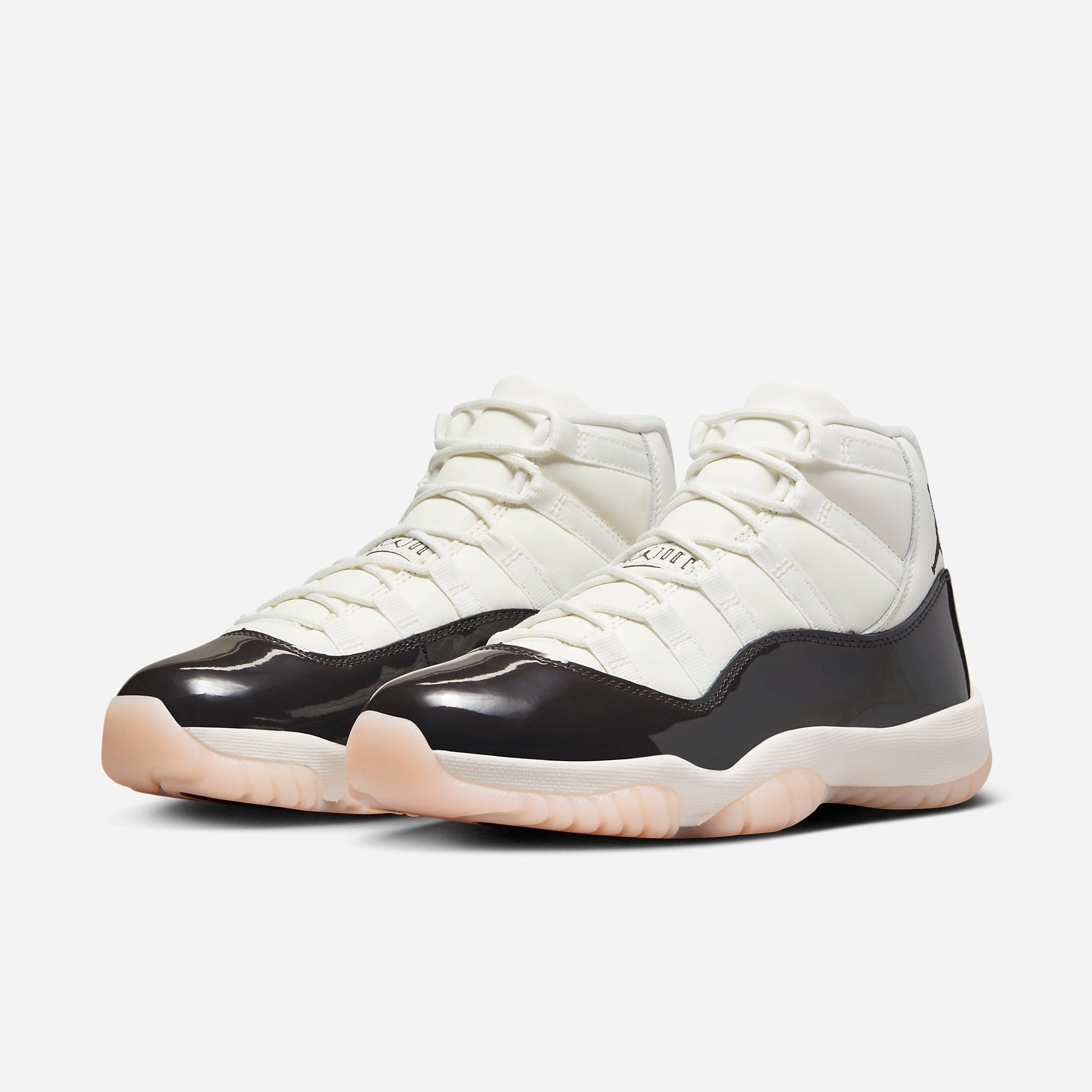 (Women's) Air Jordan 11 Retro 'Neapolitan' (2023) AR0715-101 Air Jordan 11 Patent Basketball Shoes