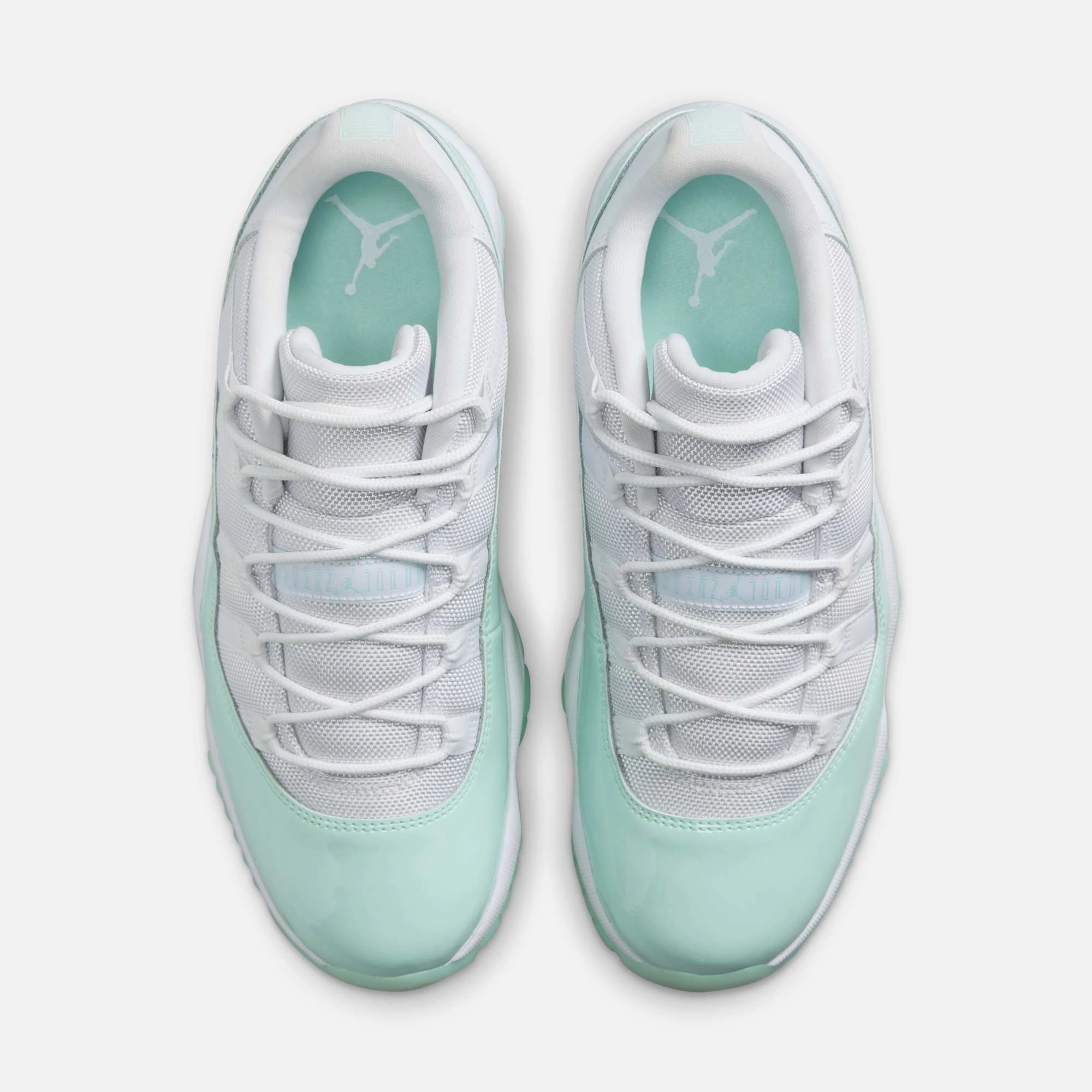 (Women's) Air Jordan 11 Retro Low 'Igloo' (2025) AH7860-103 Air Jordan 11 Patent Basketball Shoes