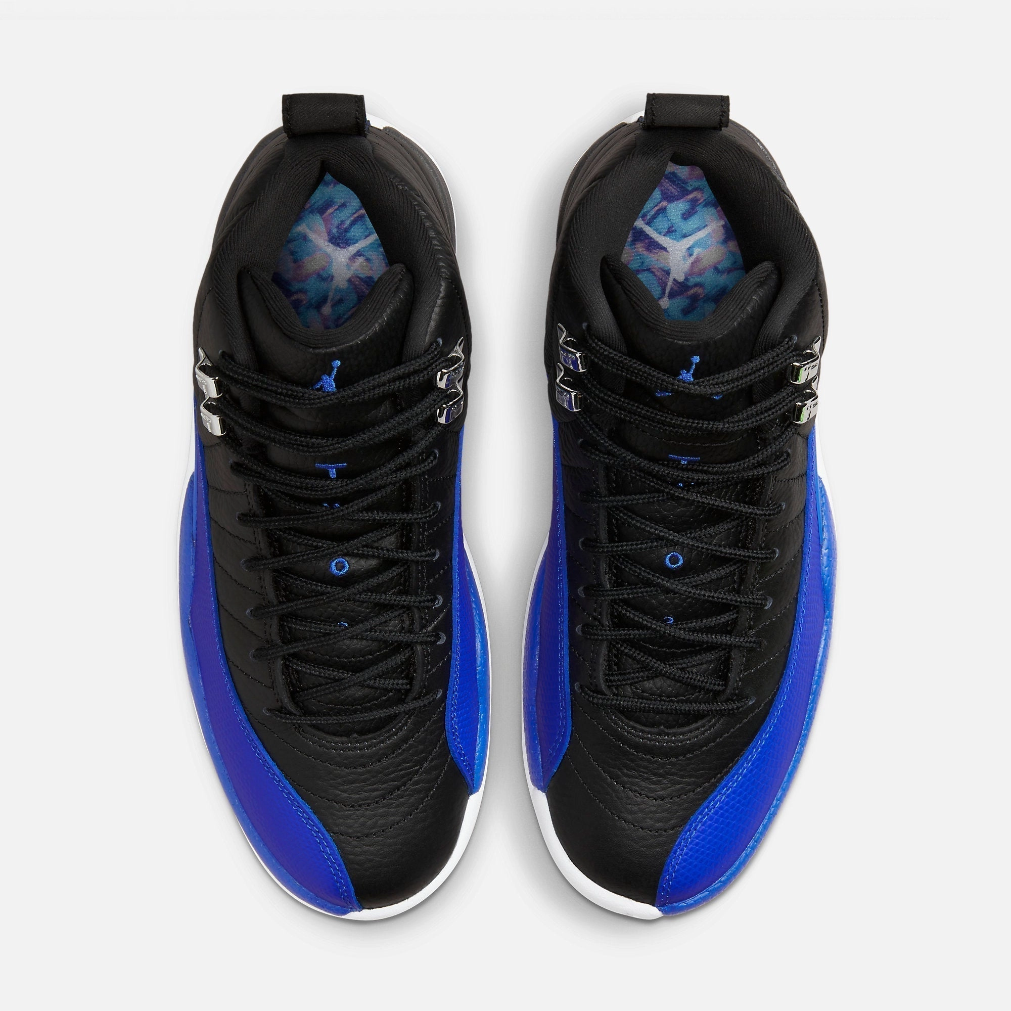 (Women's) Air Jordan 12 Retro 'Hyper Royal' (2022) AO6068-004 Air Jordan 12 Game-Ready Sneakers