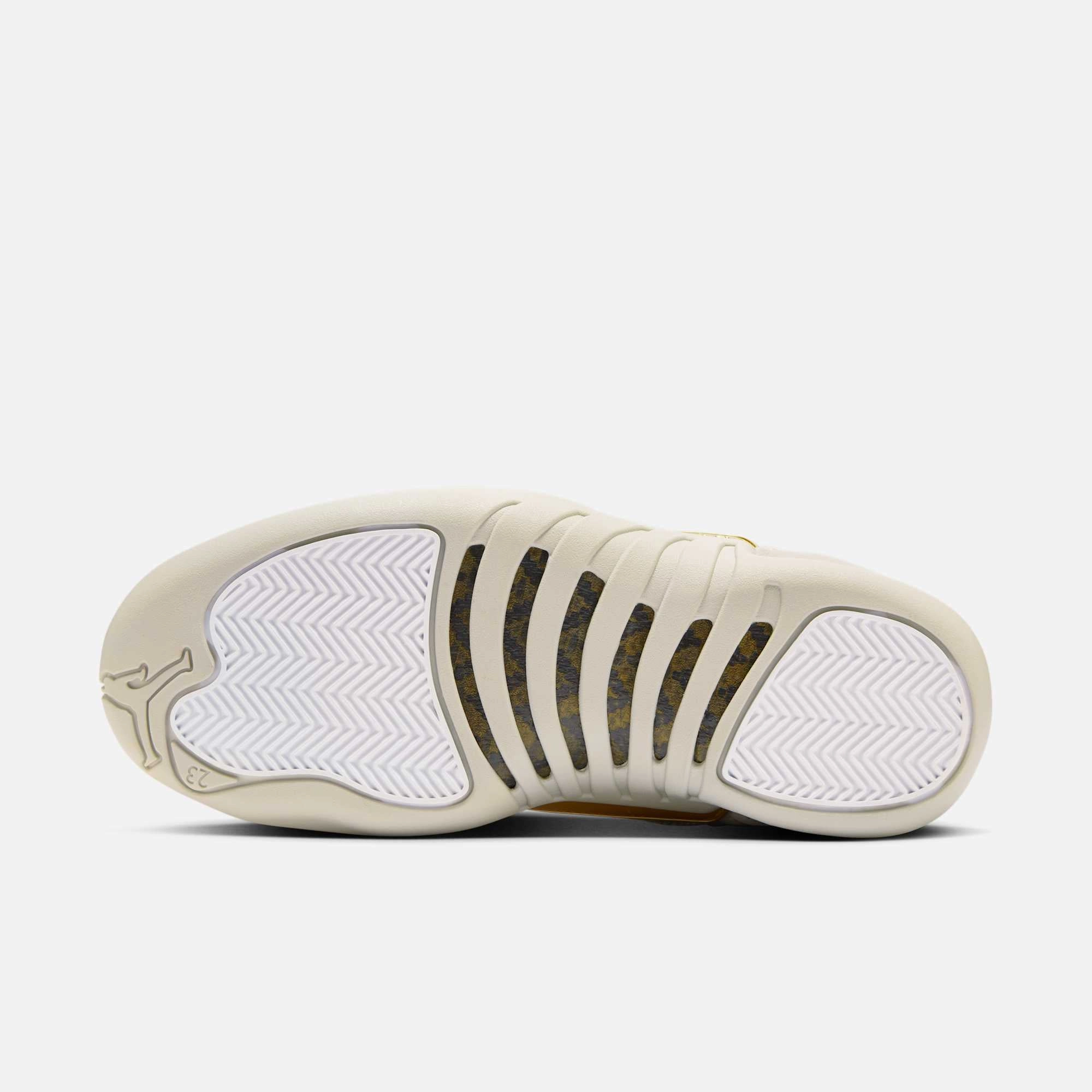 (Women's) Air Jordan 12 Retro 'Phantom' (2024) FD9101-007 Air Jordan 12 Game-Ready Sneakers
