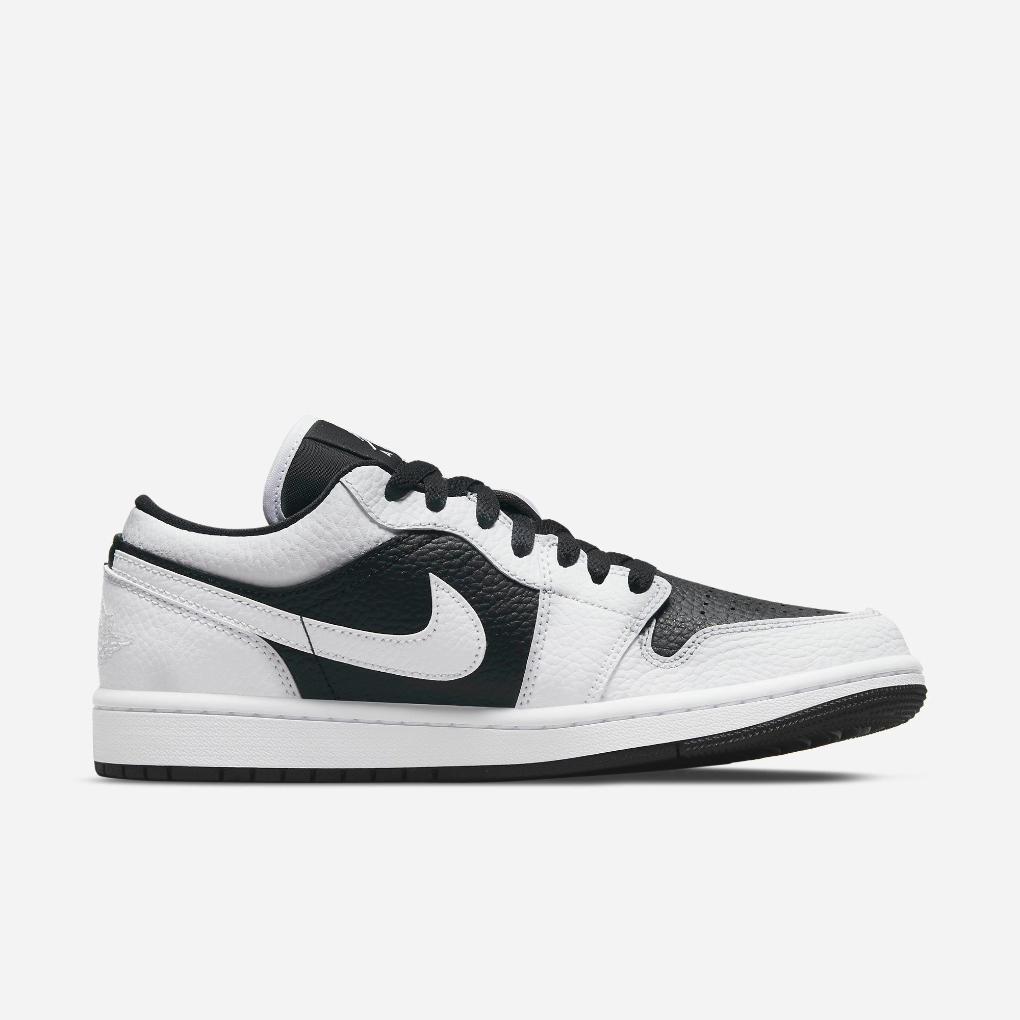 (Women's) Air Jordan 1 Low SE 'Homage Split White / Black' (2022) DR0502-101 Air Jordan 1 Original Colorway Shoes