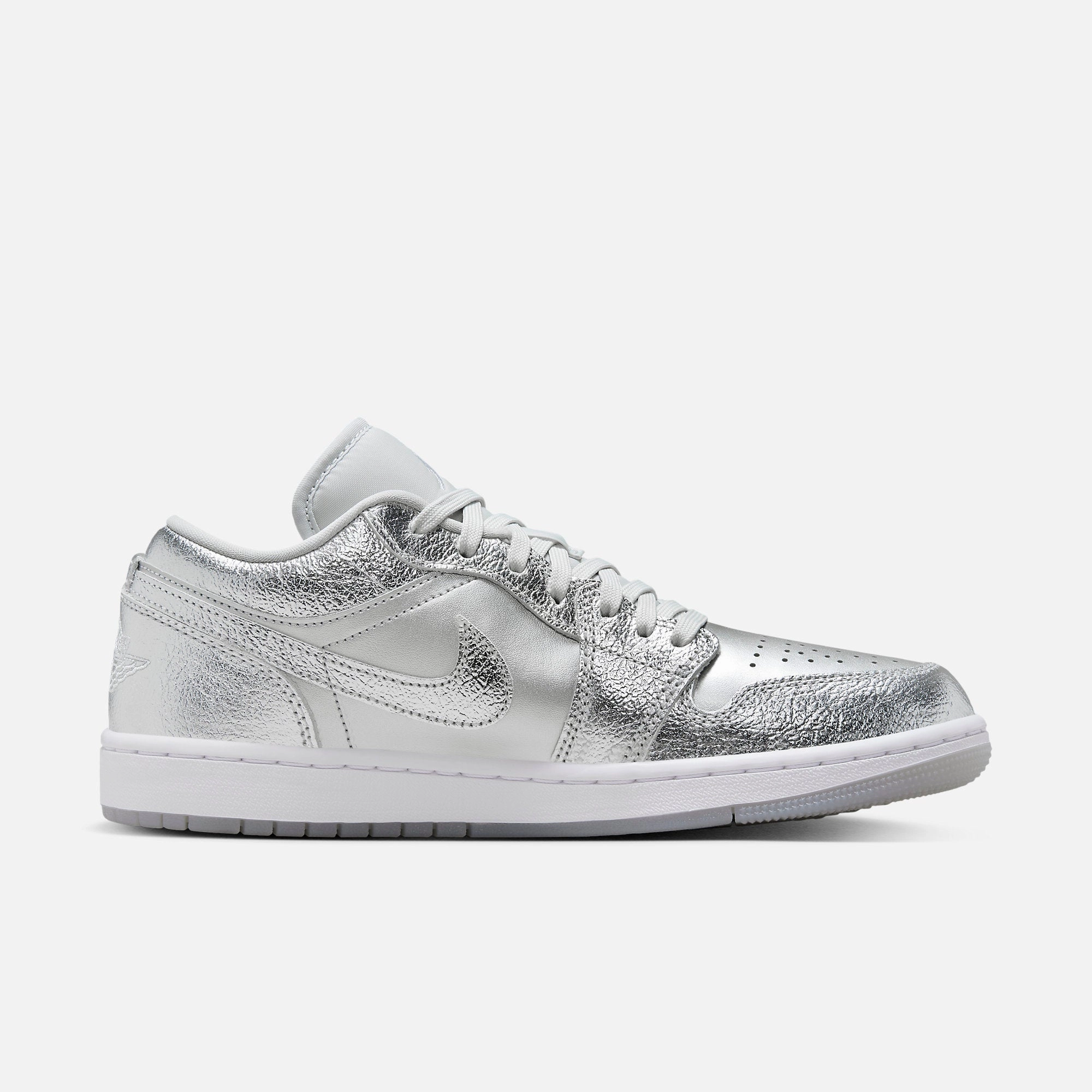(Women's) Air Jordan 1 Low SE 'Metallic Silver' (2024) FN5030-001 Air Jordan 1 Original Colorway Shoes