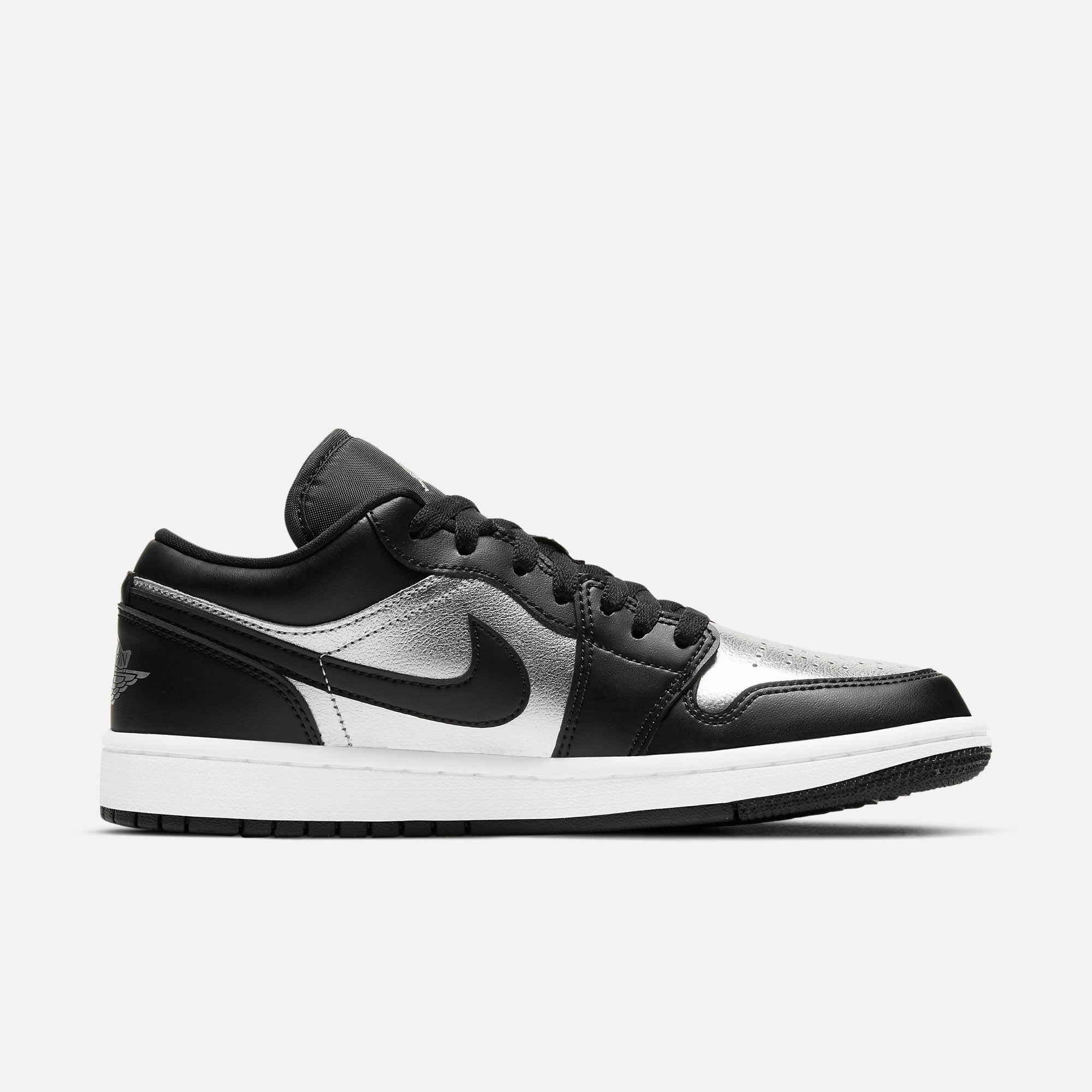 (Women's) Air Jordan 1 Low SE 'Silver Toe' (2021) DA5551-001 Air Jordan 1 Signature Look Sneakers