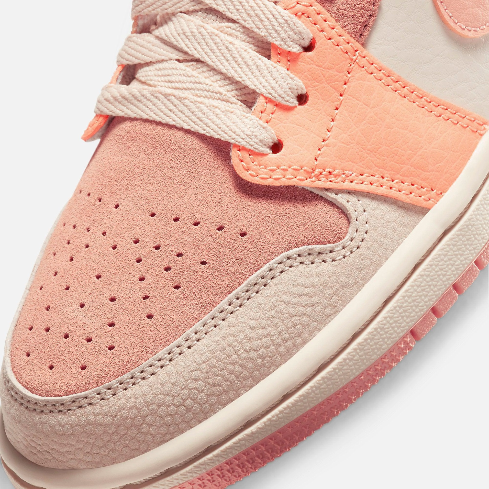 (Women's) Air Jordan 1 Mid 'Apricot' (2021) DH4270-800 Air Jordan 1 Signature Look Sneakers