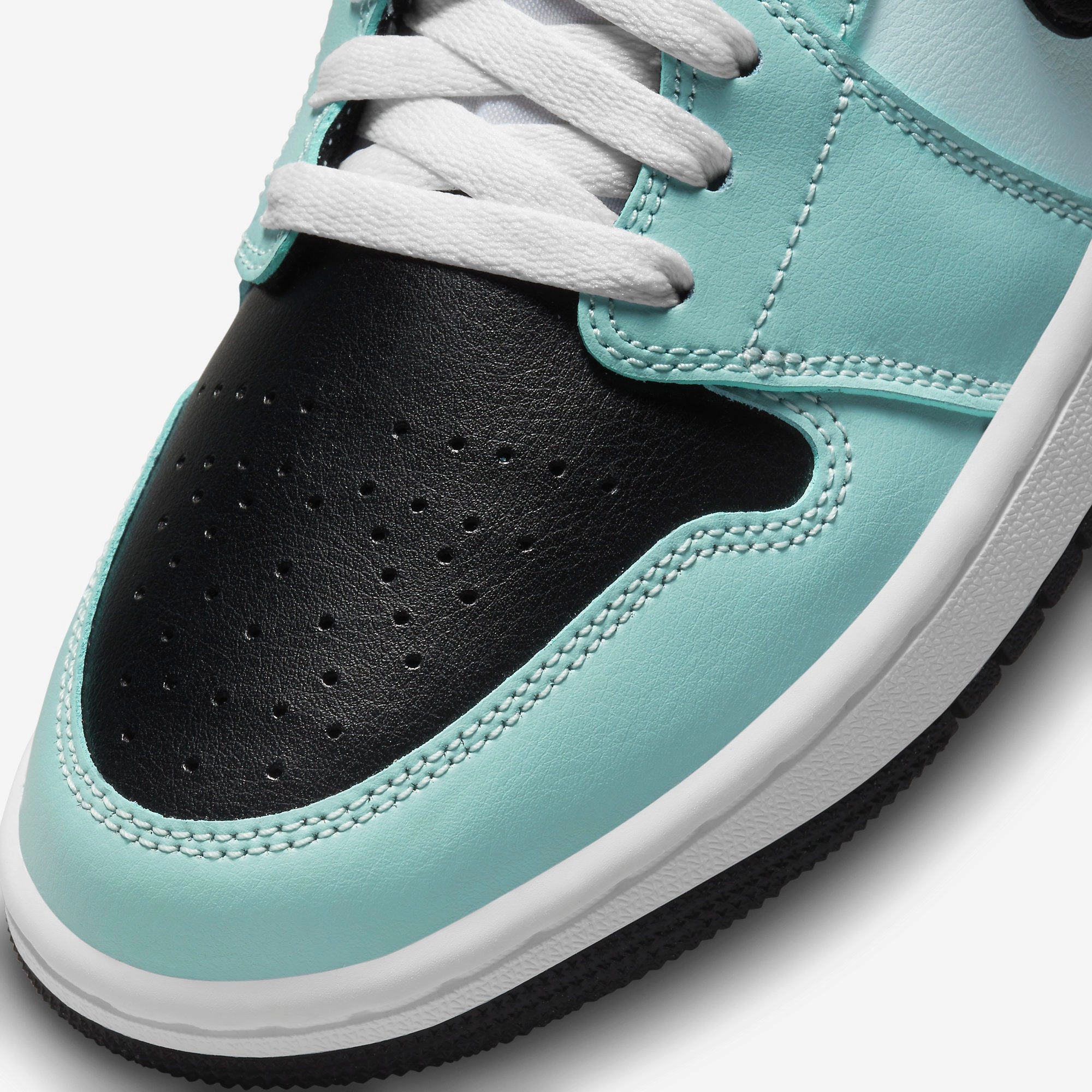(Women's) Air Jordan 1 Mid 'Aqua Blue Tint' (2021) BQ6472-300 Air Jordan 1 Signature Look Sneakers