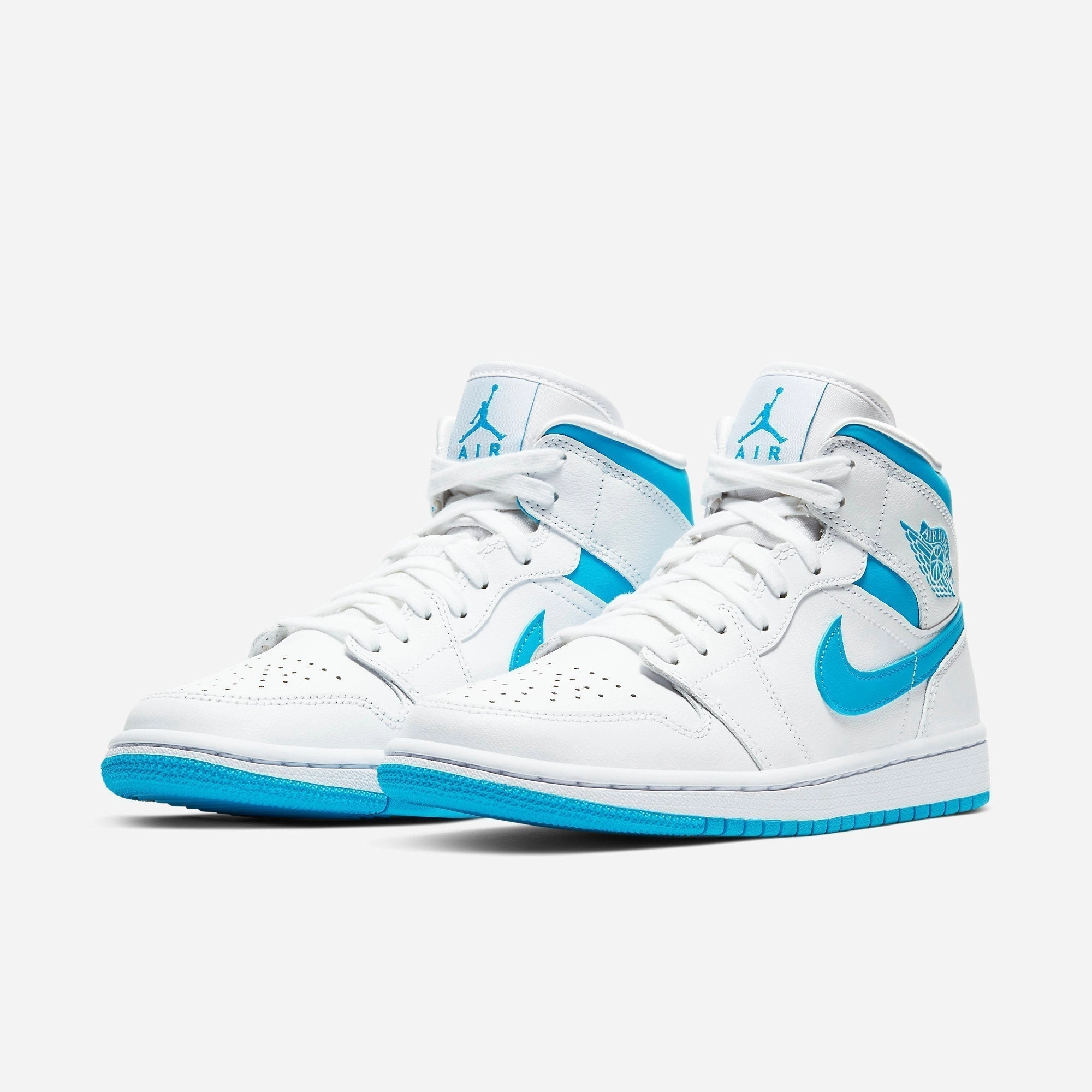 (Women's) Air Jordan 1 Mid 'UNC' (2020) BQ6472-114 Air Jordan 1 Retro Court Sneakers