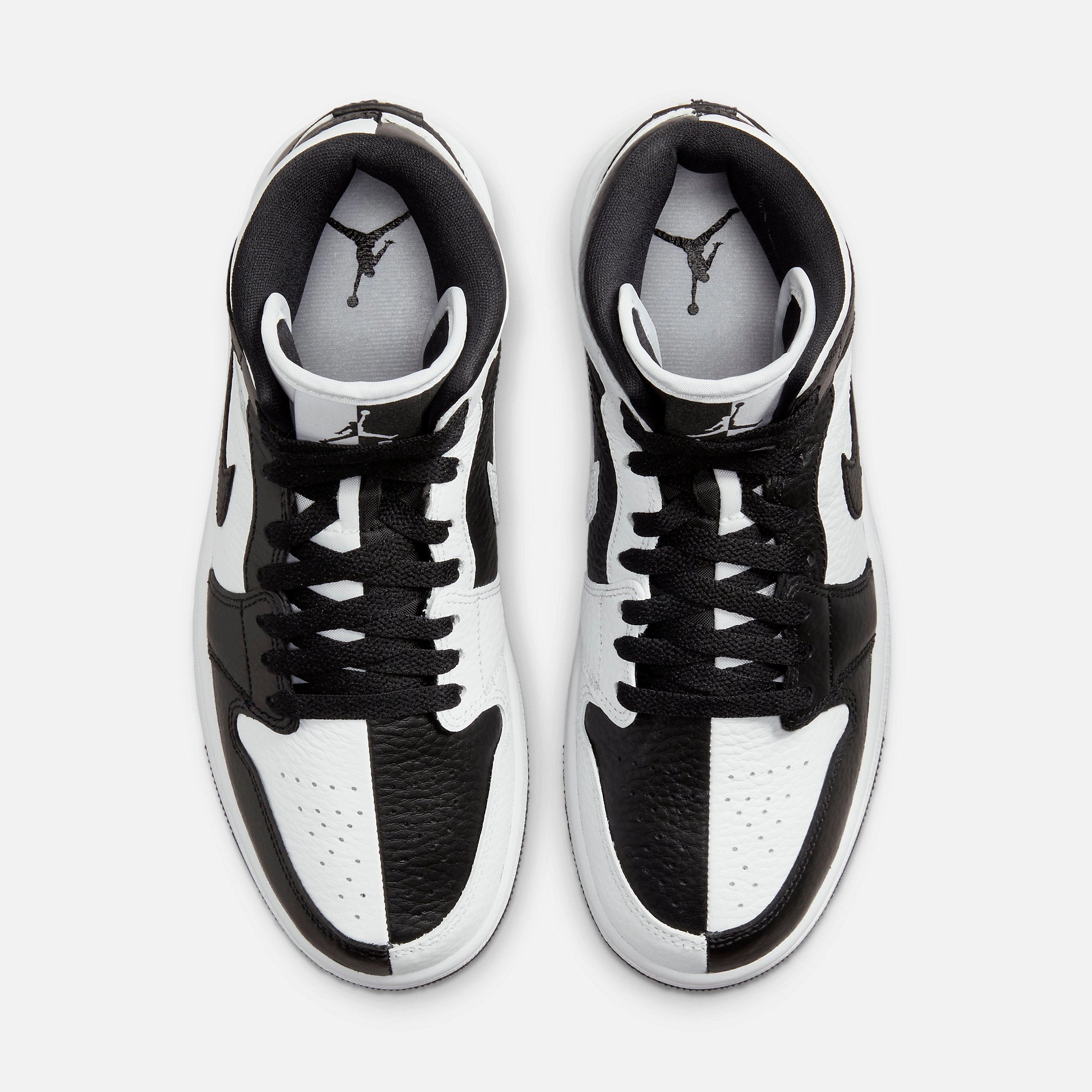 (Women's) Air Jordan 1 Mid SE 'Black / White' (2022) DR0501-101 Air Jordan 1 Original Colorway Shoes