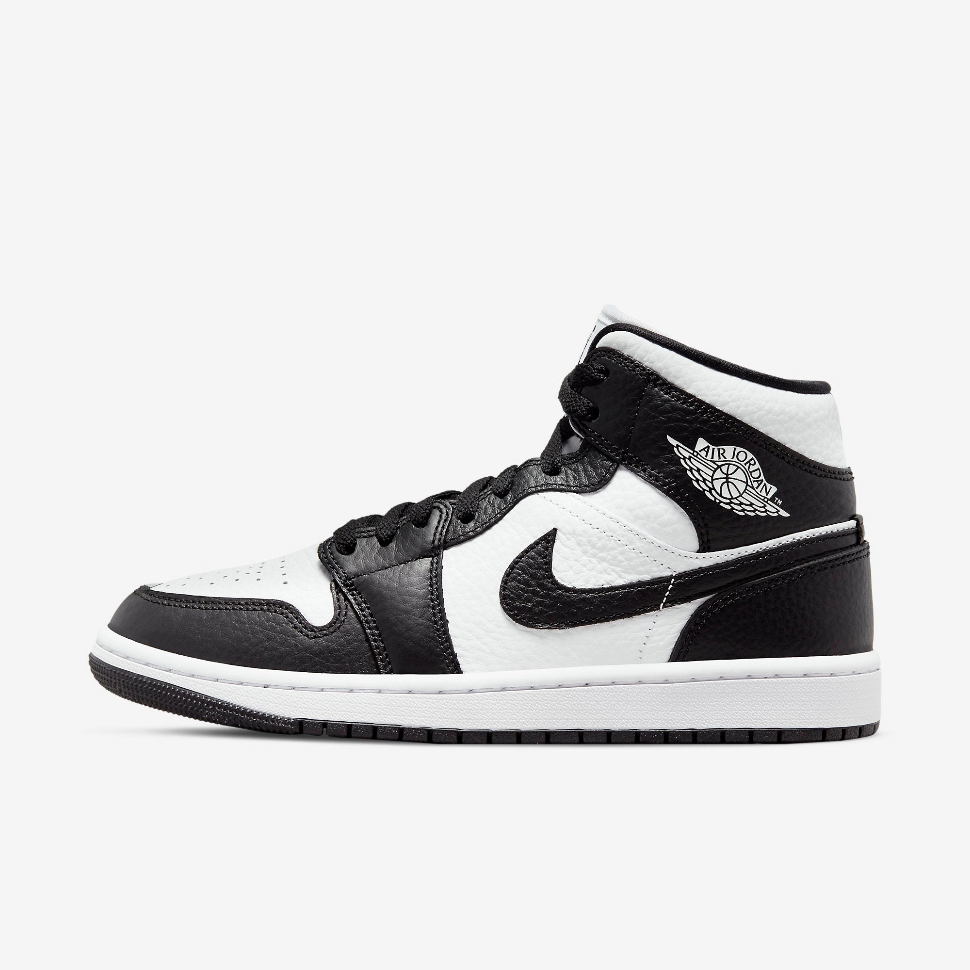 (Women's) Air Jordan 1 Mid SE 'Black / White' (2022) DR0501-101 Authentic Air Jordan 1 in premium leather
