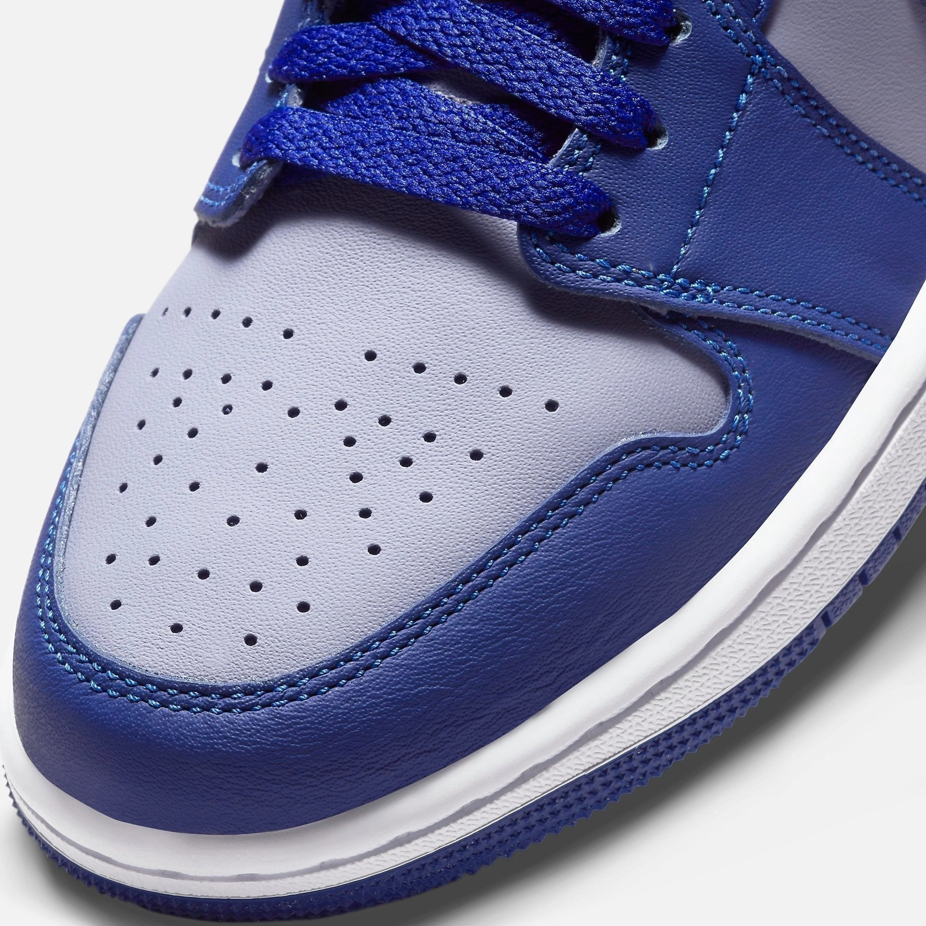 (Women's) Air Jordan 1 Mid SE 'Iron Purple' (2021) DH7821-500 Air Jordan 1 Signature Look Sneakers