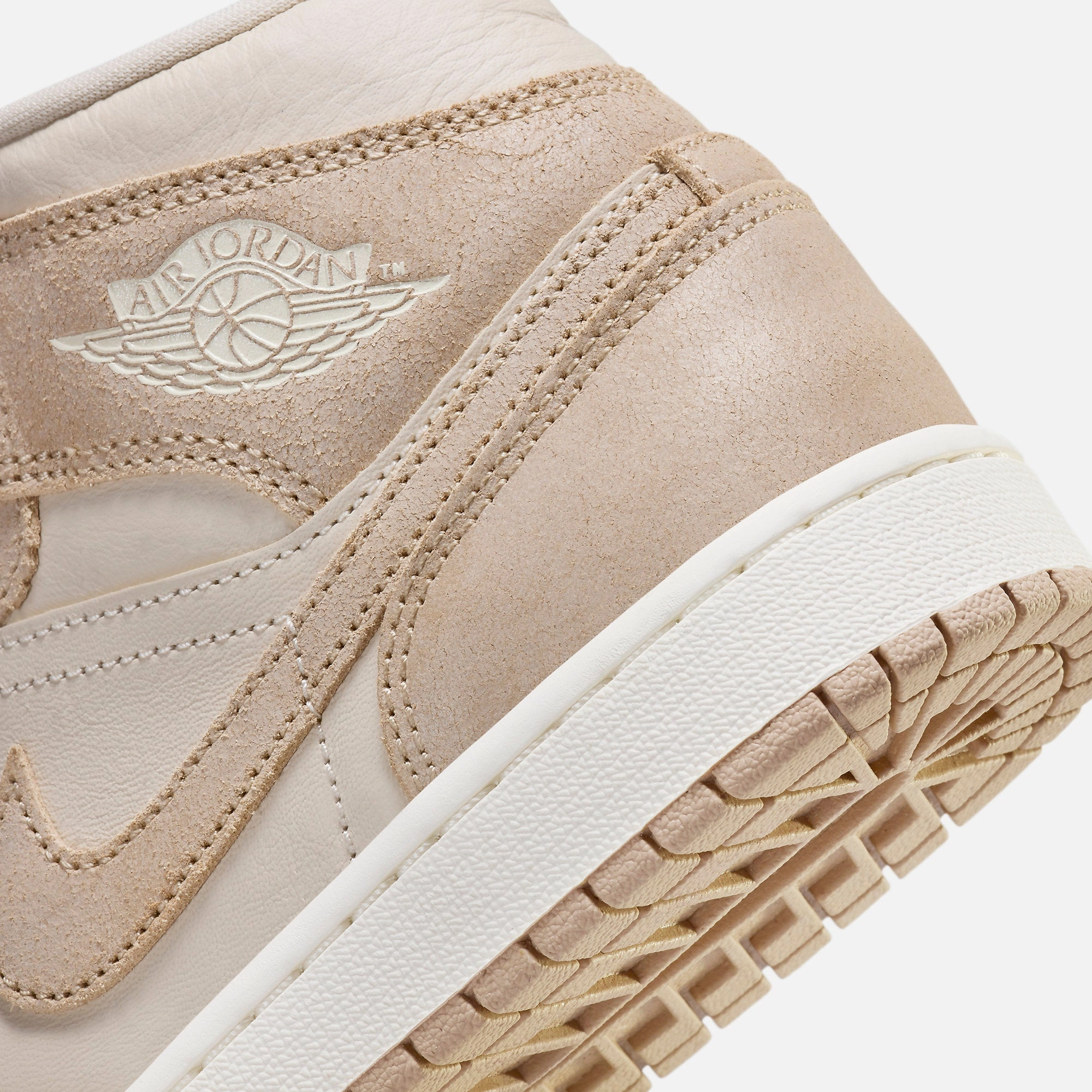 (Women's) Air Jordan 1 Mid SE 'Legend Light Brown' (2023) FJ3448-200 Air Jordan 1 Original Colorway Shoes