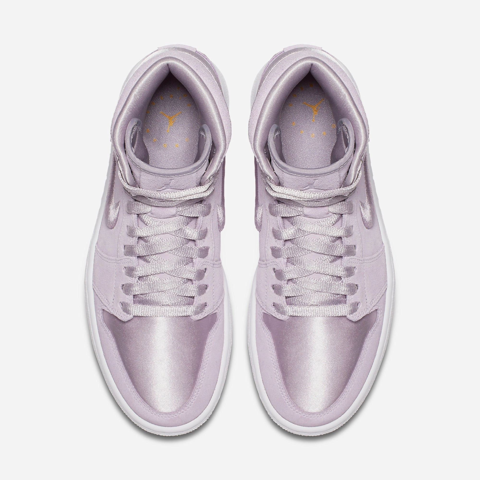 (Women's) Air Jordan 1 Retro High SOH 'Season Of Her Barely Grape' (2018) AO1847-545 Air Jordan 1 Signature Look Sneakers