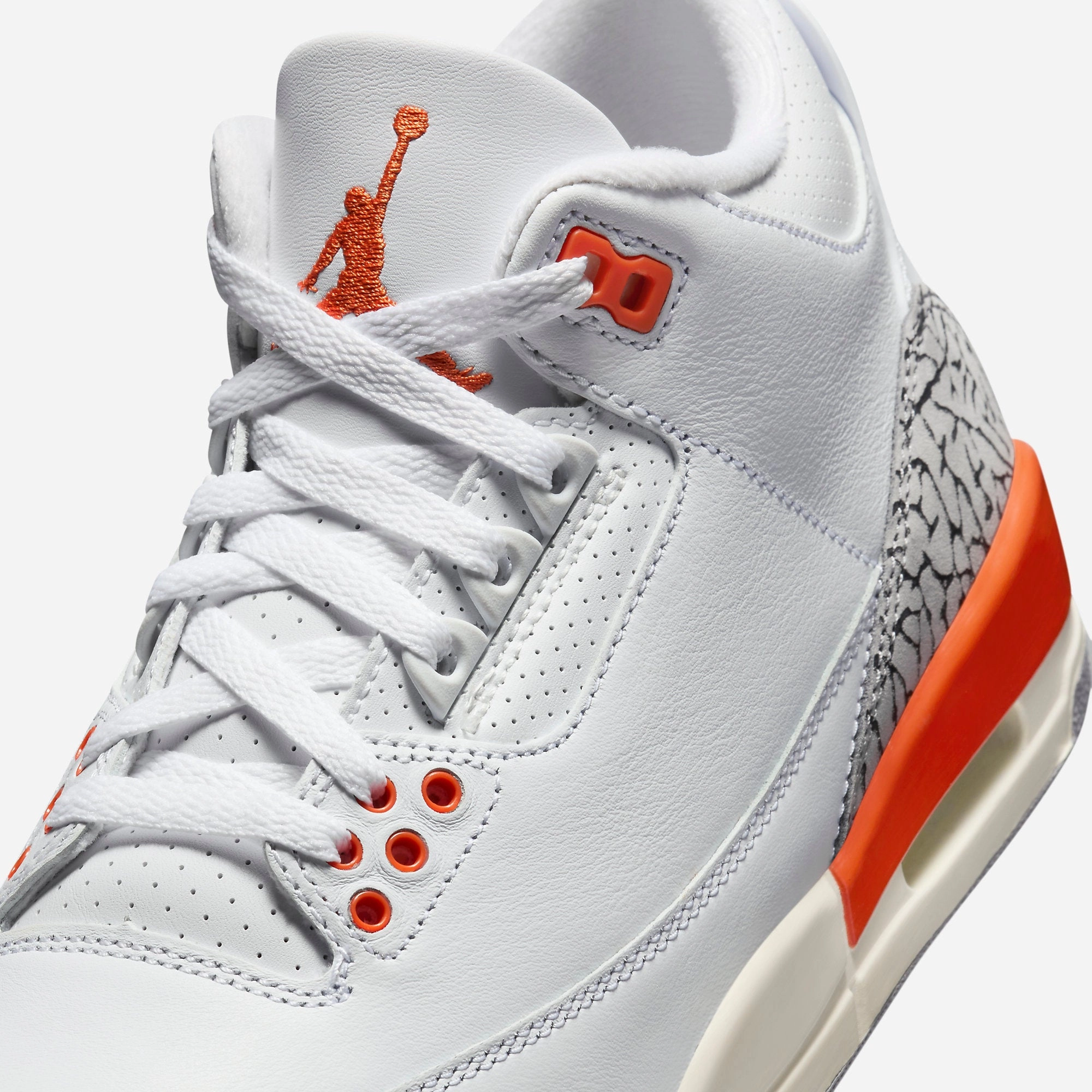 (Women's) Air Jordan 3 Retro 'Georgia Peach' (2024) CK9246-121 Air Jordan 3 Retro Throwback Sneakers