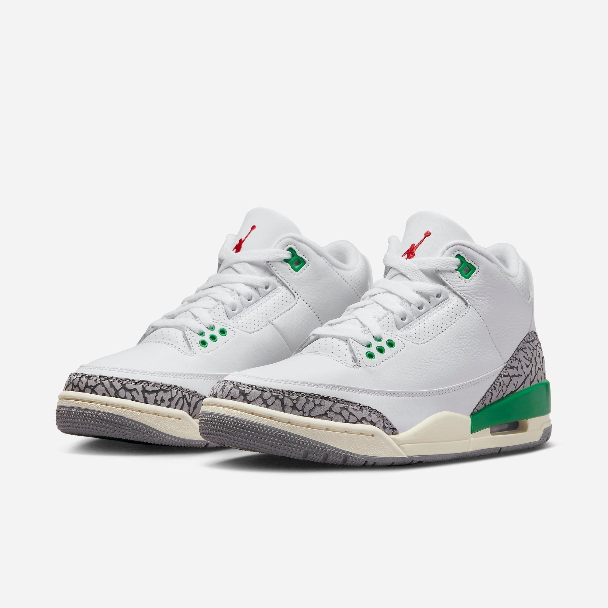 (Women's) Air Jordan 3 Retro 'Lucky Green' (2023) CK9246-136 Air Jordan 3 Retro Throwback Sneakers