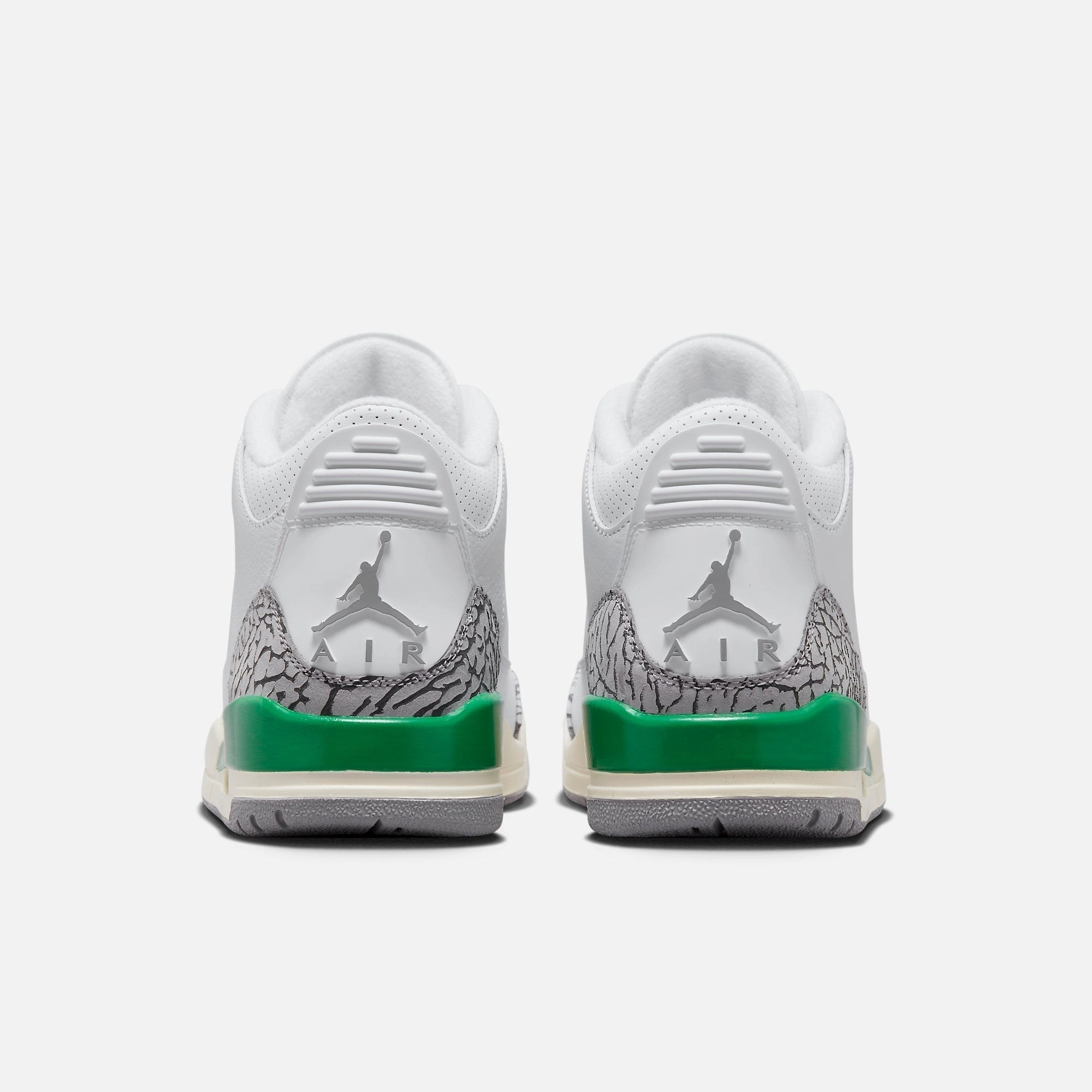 (Women's) Air Jordan 3 Retro 'Lucky Green' (2023) CK9246-136 Air Jordan 3 Retro Throwback Sneakers