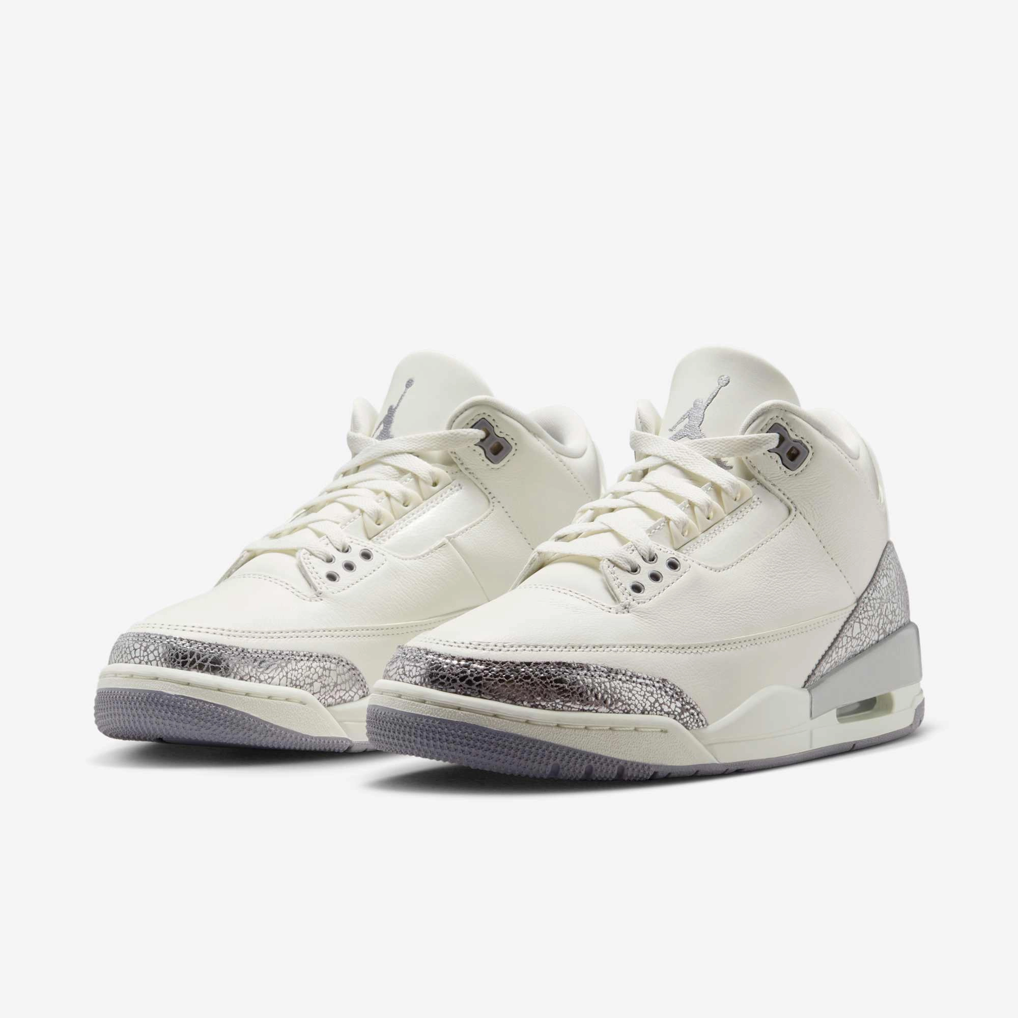 (Women's) Air Jordan 3 Retro 'Sail / Cement Grey' (2025) CK9246-100 Air Jordan 3 Retro Throwback Sneakers