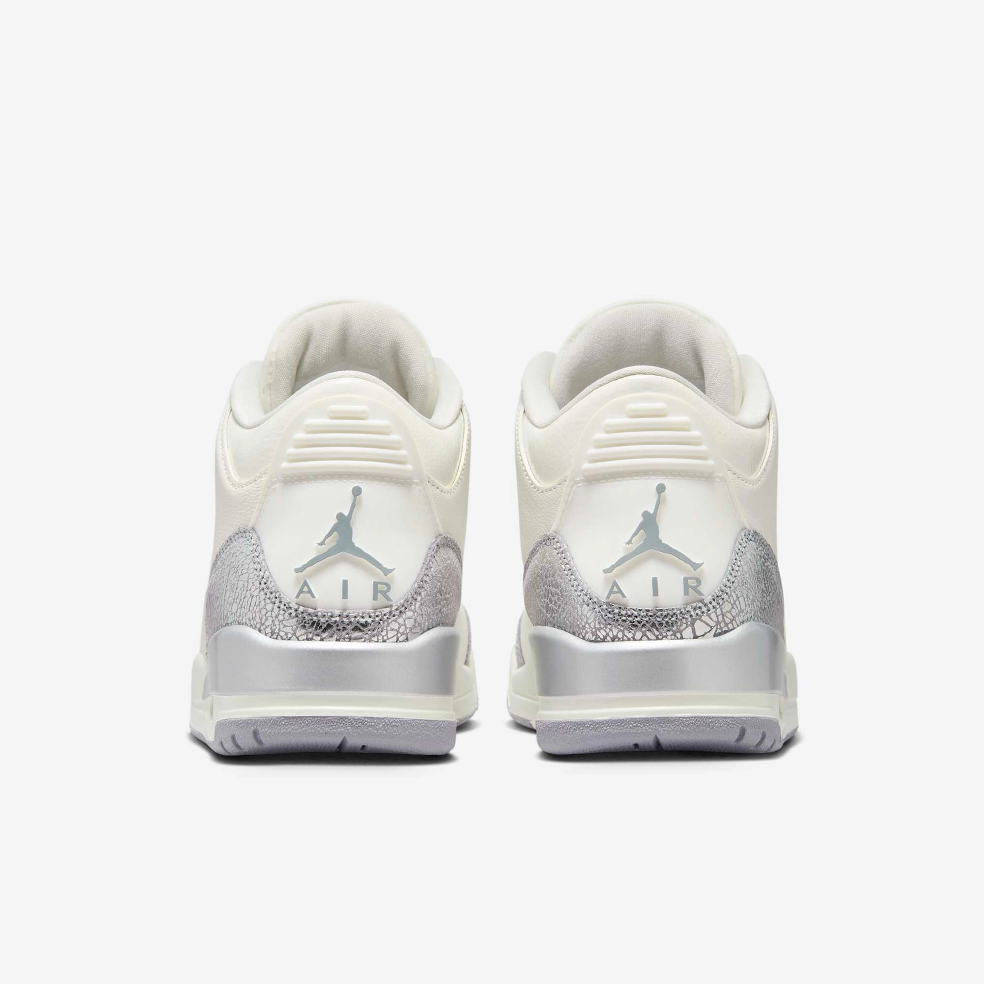 (Women's) Air Jordan 3 Retro 'Sail / Cement Grey' (2025) CK9246-100 Air Jordan 3 Retro Throwback Sneakers