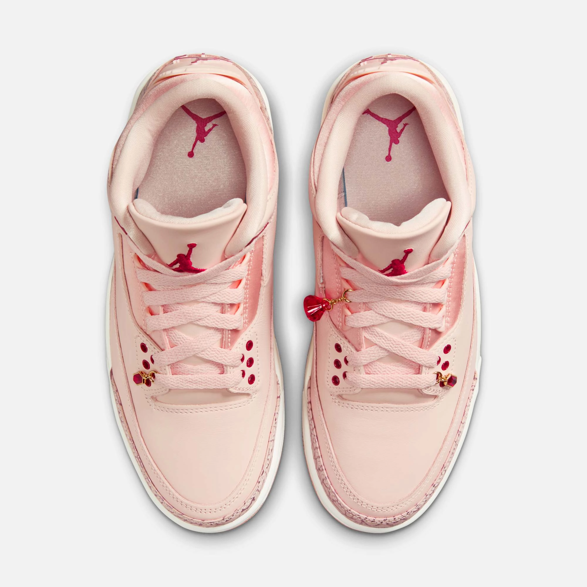 (Women's) Air Jordan 3 Retro 'Valentines Day / Treat Yourself' (2025) HJ0178-600 Air Jordan 3 Retro Throwback Sneakers