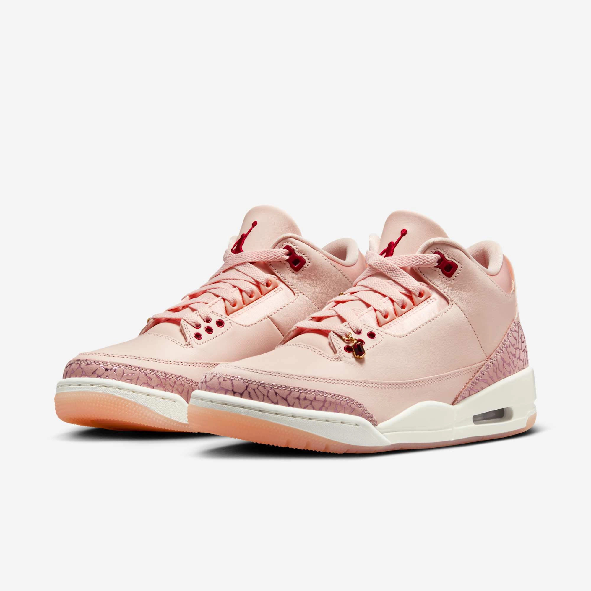 (Women's) Air Jordan 3 Retro 'Valentines Day / Treat Yourself' (2025) HJ0178-600 Air Jordan 3 Retro Throwback Sneakers