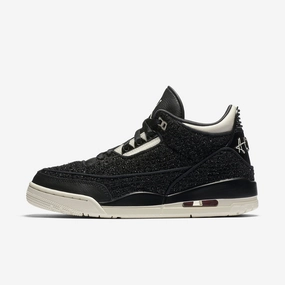 (Women's) Air Jordan 3 Retro SE AWOK NRG x Vogue 'Black' (2018) BQ3195-001 Air Jordan 3 retro sneakers with throwback vibe