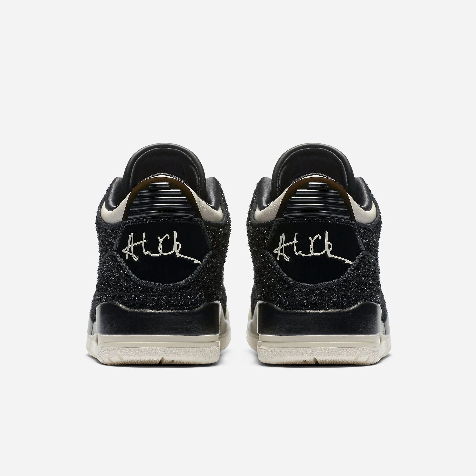 (Women's) Air Jordan 3 Retro SE AWOK NRG x Vogue 'Black' (2018) BQ3195-001 Air Jordan 3 Retro Throwback Sneakers
