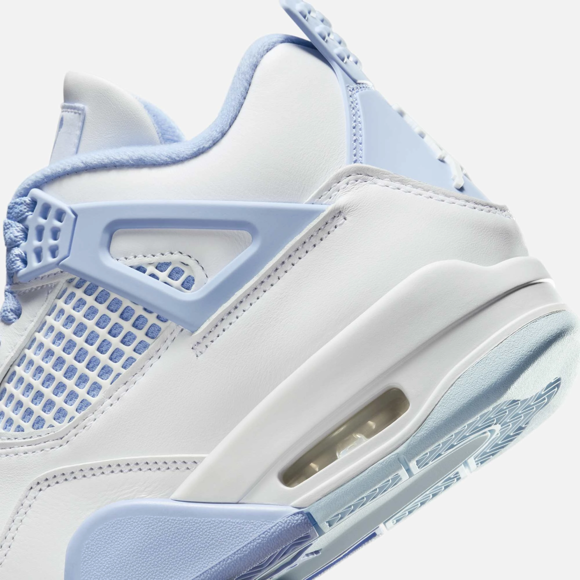 (Women's) Air Jordan 4 Retro 'Forget Me Not / Aluminum' (2025) HV0823-100 Air Jordan 4 Visible Air Unit Sneakers