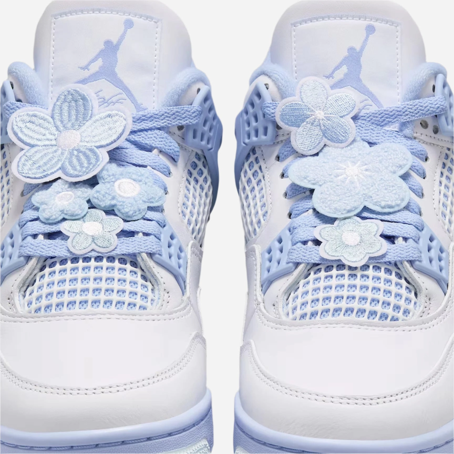 (Women's) Air Jordan 4 Retro 'Forget Me Not / Aluminum' (2025) HV0823-100 Air Jordan 4 Visible Air Unit Sneakers