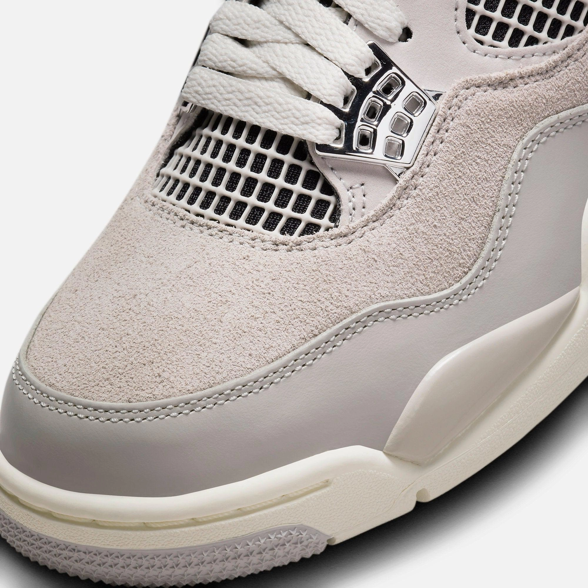 (Women's) Air Jordan 4 Retro 'Frozen Moments' (2023) AQ9129-001 Air Jordan 4 Visible Air Unit Sneakers