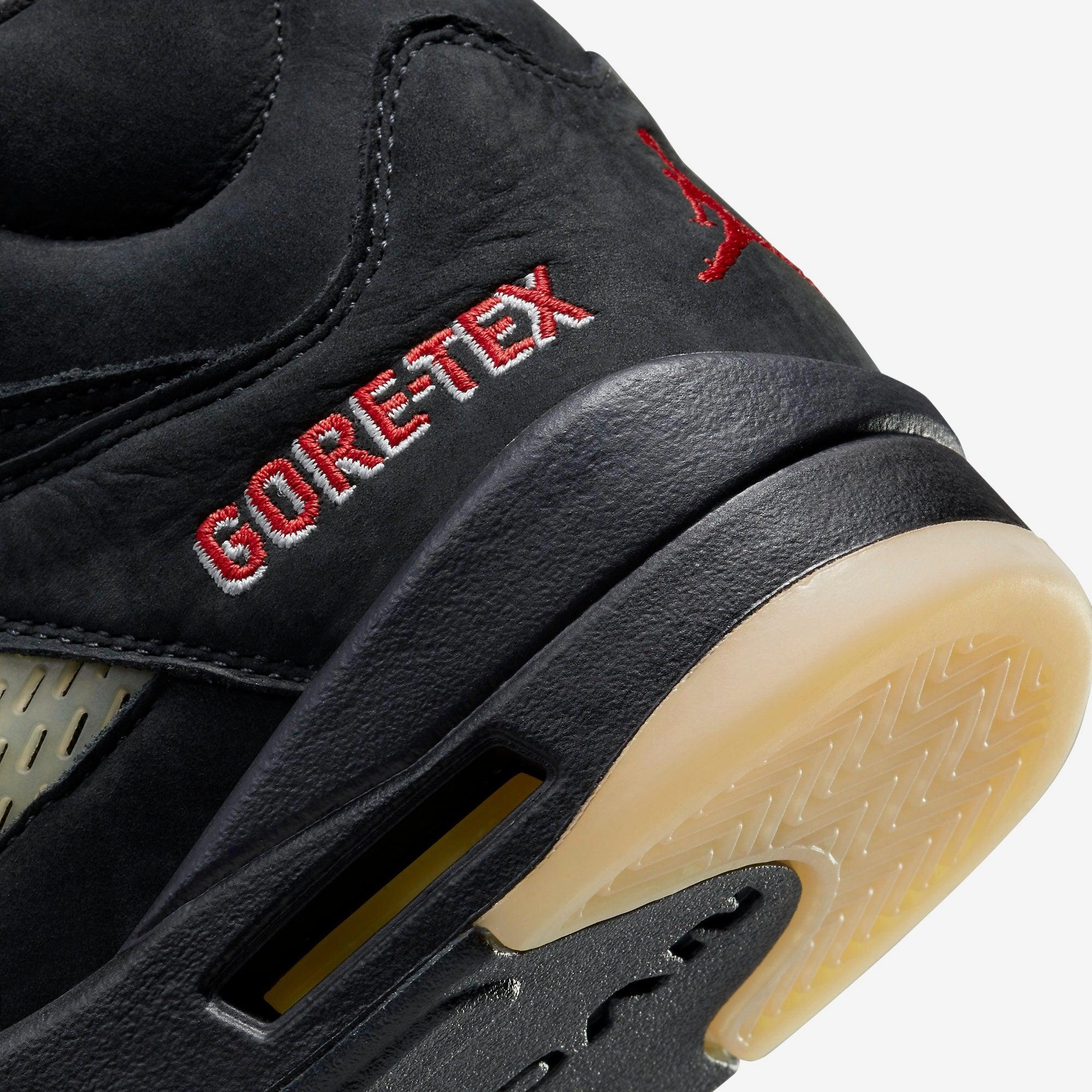 (Women's) Air Jordan 5 Retro GTX x GORE-TEX 'Off Noir' (2022) DR0092-001 Air Jordan 5 Mesh Panel Basketball Shoes