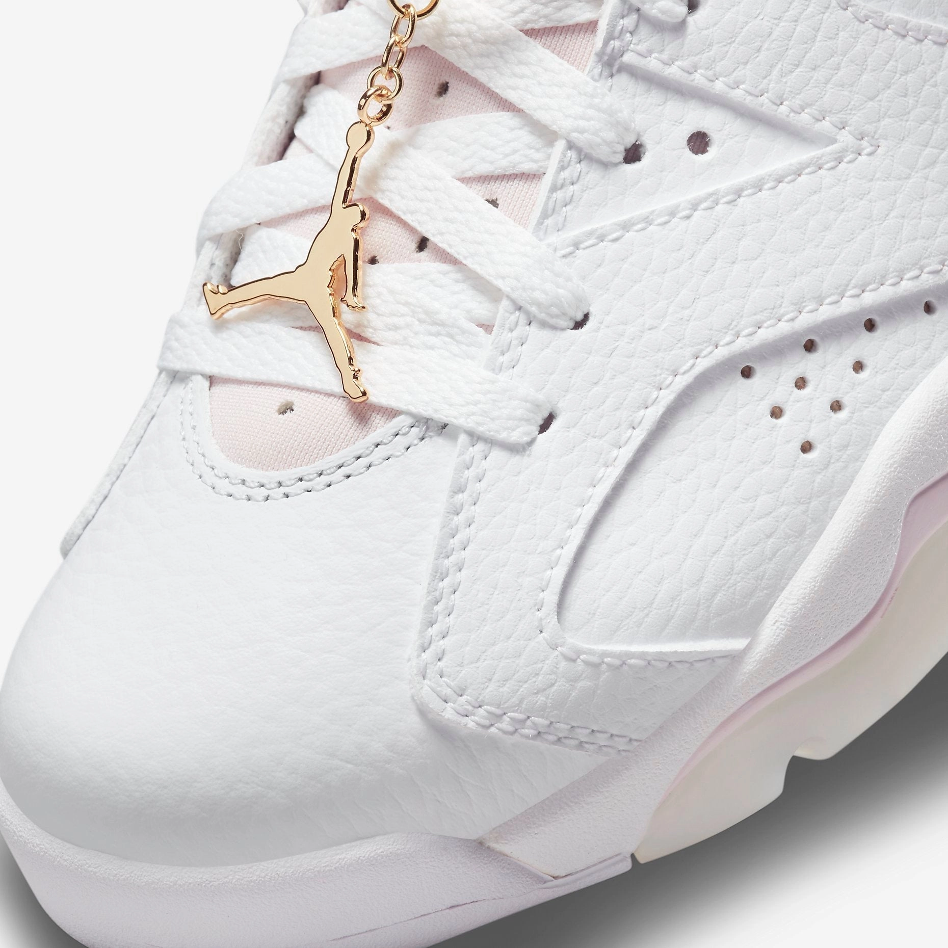 (Women's) Air Jordan 6 Retro 'Gold Hoops' (2021) DH9696-100 Air Jordan 6 Classic High-Top Sneakers