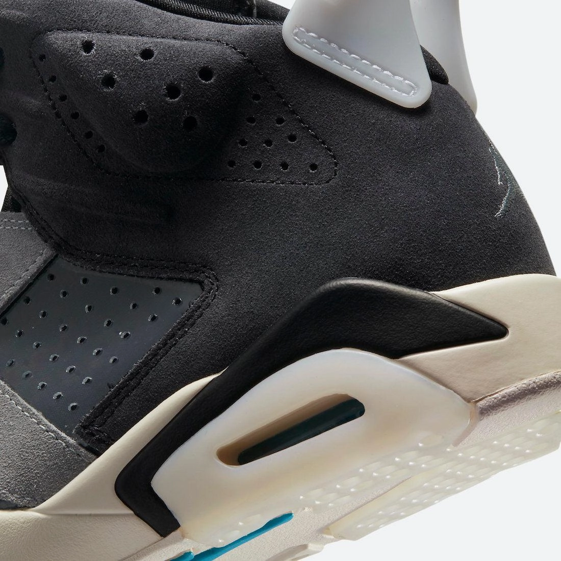 (Women's) Air Jordan 6 Retro 'Light Smoke Grey' (2020) CK6635-001 Air Jordan 6 Classic High-Top Sneakers