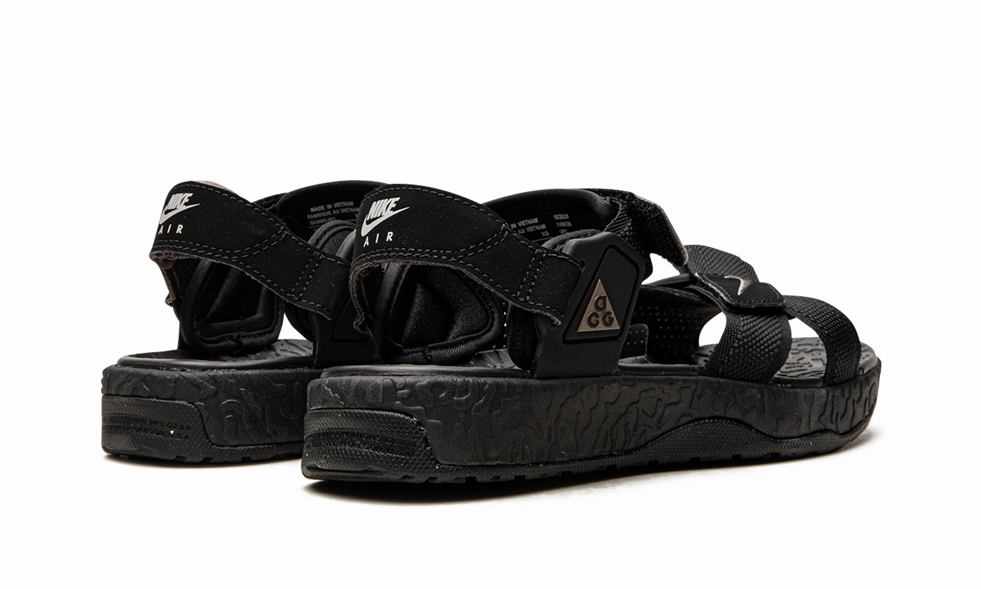 ACG Air Deschutz "Black" nike performance basketball shoes