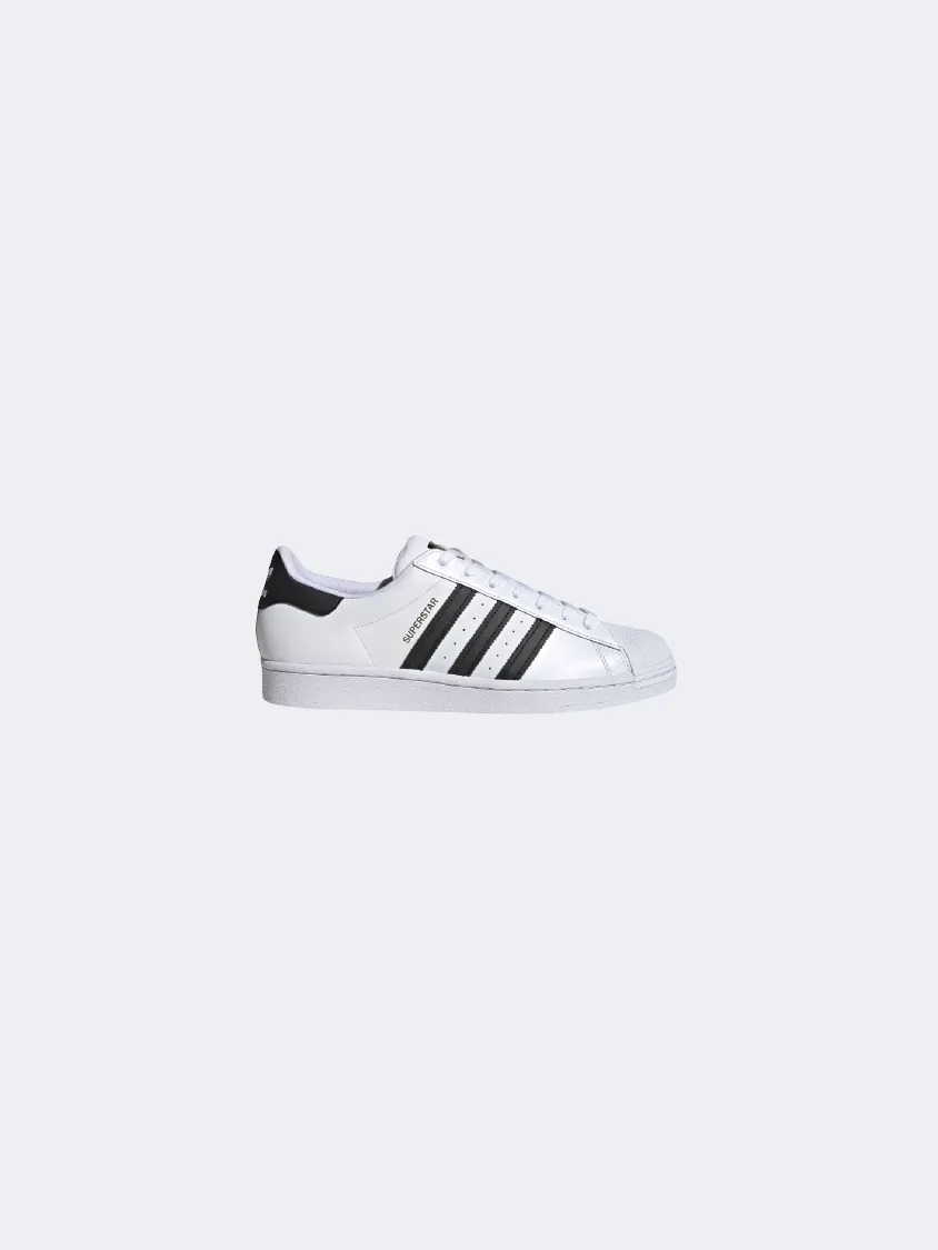 Adidas Superstar Men Original Shoes Whte Mens shoes for everyday urban style