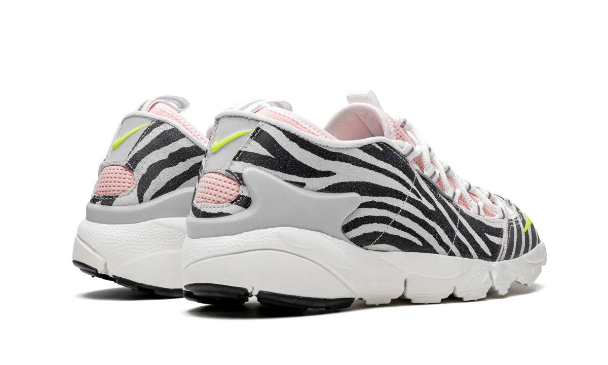 AIR FOOTSCAPE MNS WMNS "Olivia Kim - No Cover" nike womens casual sneakers
