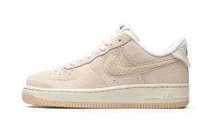 AIR FORCE 1 '07 SE MNS WMNS "Phantom / Sanddrift Fleece" Nike Women's styles