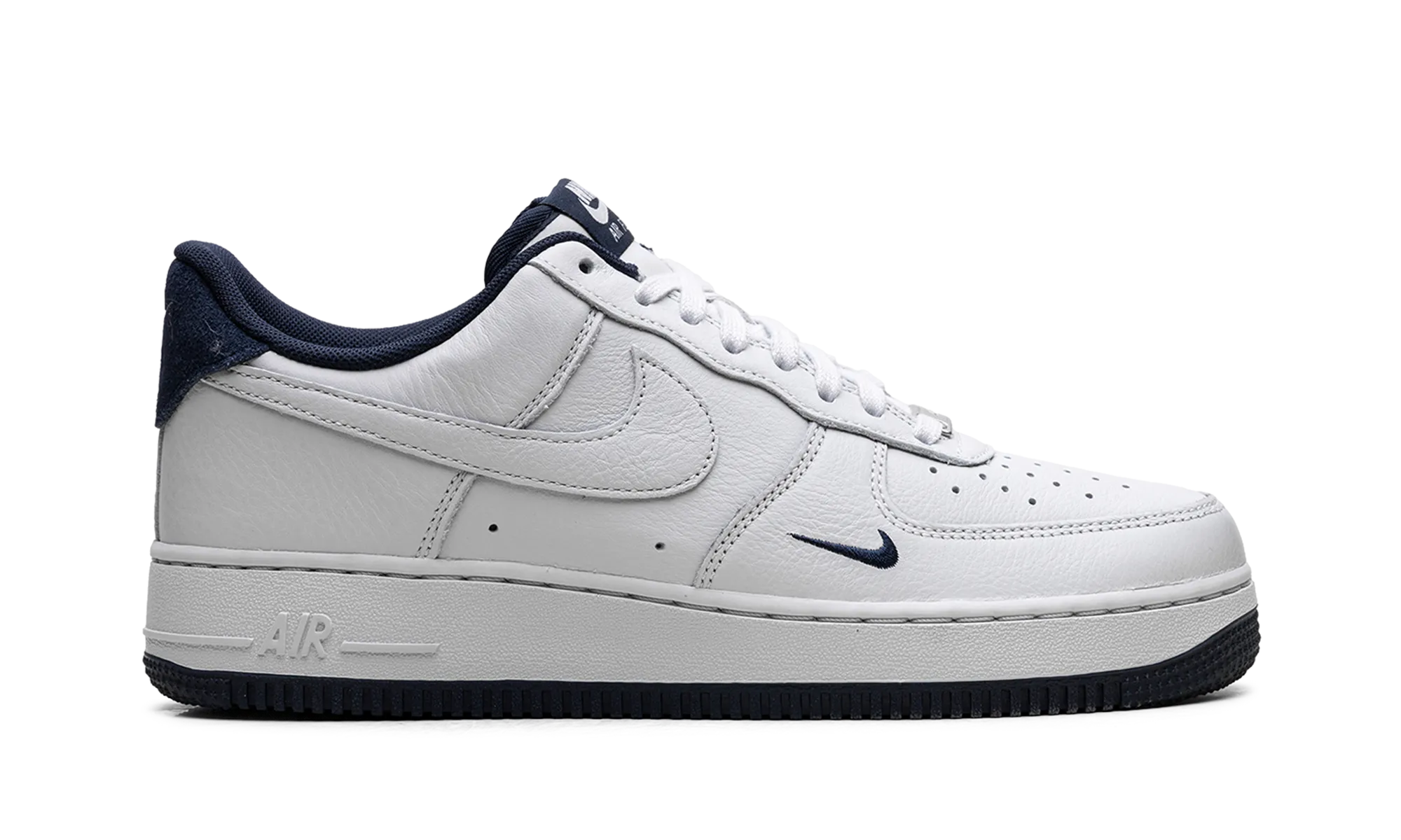Air Force 1 Low '07 LV8 "Photon Dust Obsidian" nike mens sport sneakers