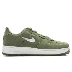 Air Force 1 Low Retro Green Suede - Oil Green/Summit White Nike signature design with comfort fit
