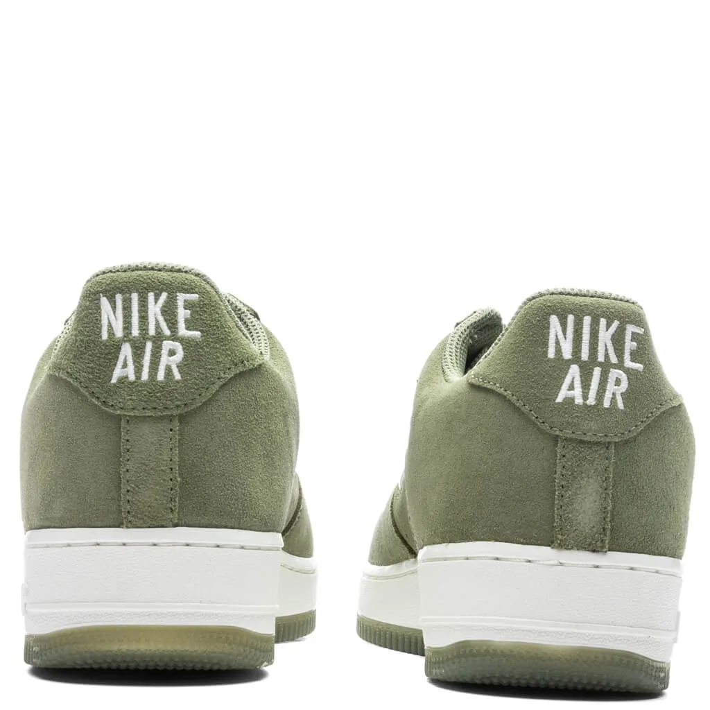 Air Force 1 Low Retro Green Suede - Oil Green/Summit White Nike trainers with responsive foam