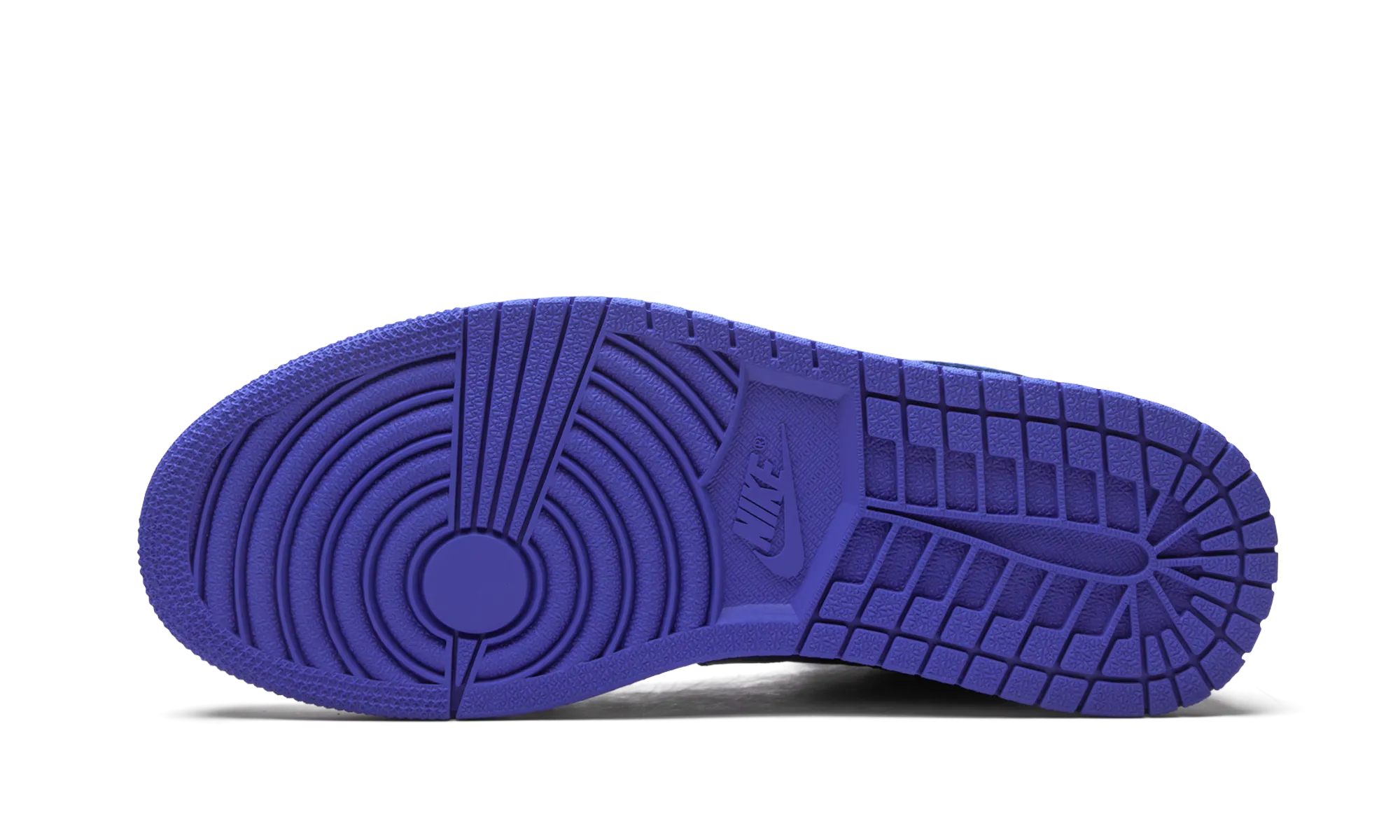 Air Jordan 1 High FlyEase "Royal" jordan retro mens collection