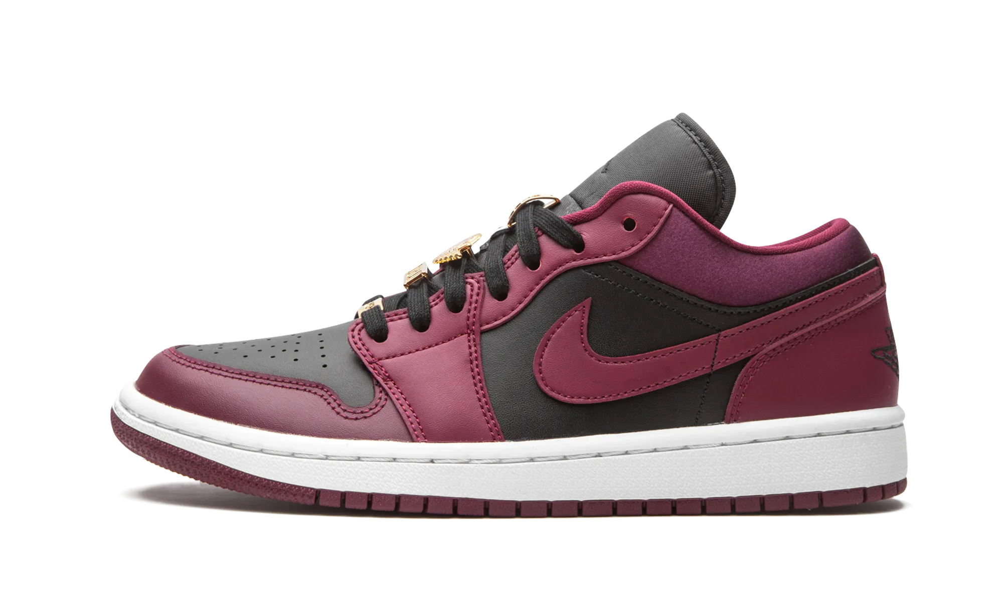 AIR JORDAN 1 LO SE WMNS "Beetroot" jordan womens sporty sneakers