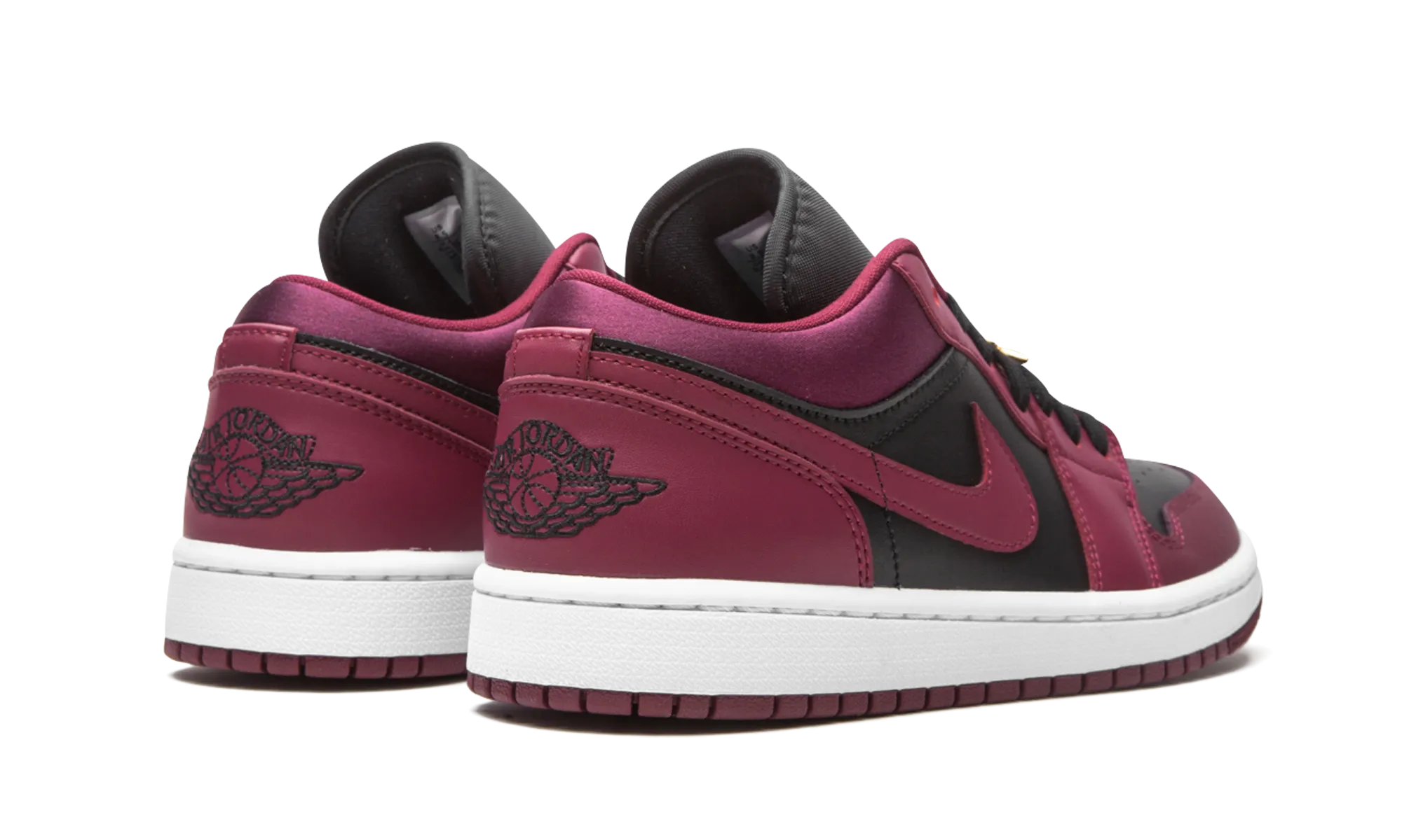 AIR JORDAN 1 LO SE WMNS "Beetroot" jordan womens sporty sneakers