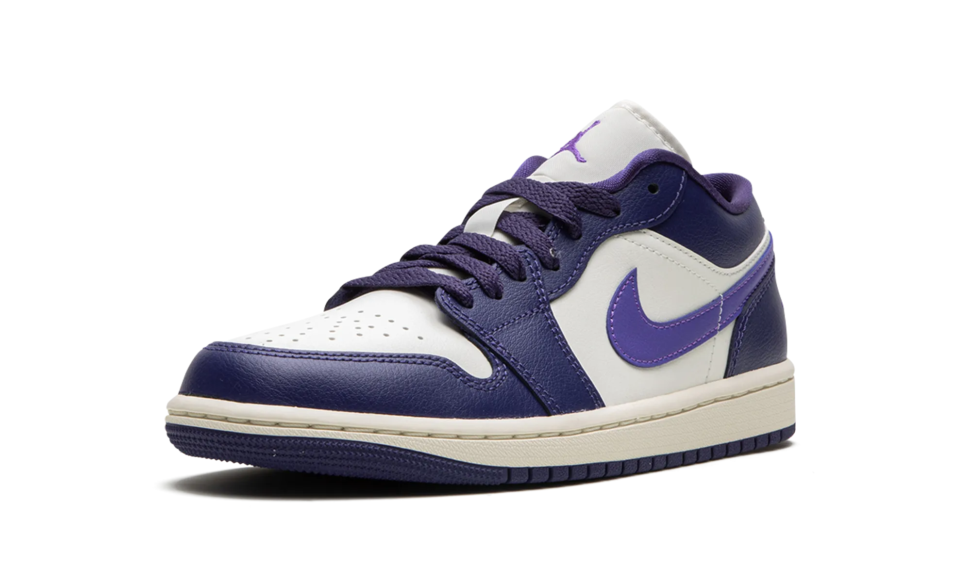 AIR JORDAN 1 LO WMNS "Action Grape" jordan classic womens shoes
