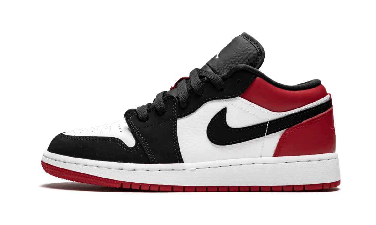 Air Jordan 1 Low GS "Black Toe" Jordan Grade School shoes